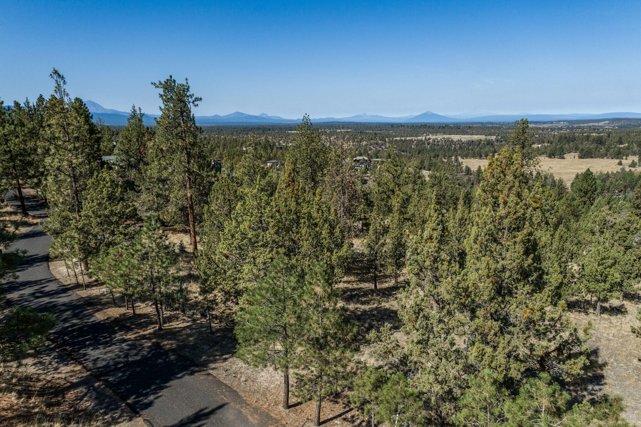 3611 NW Falcon Ridge