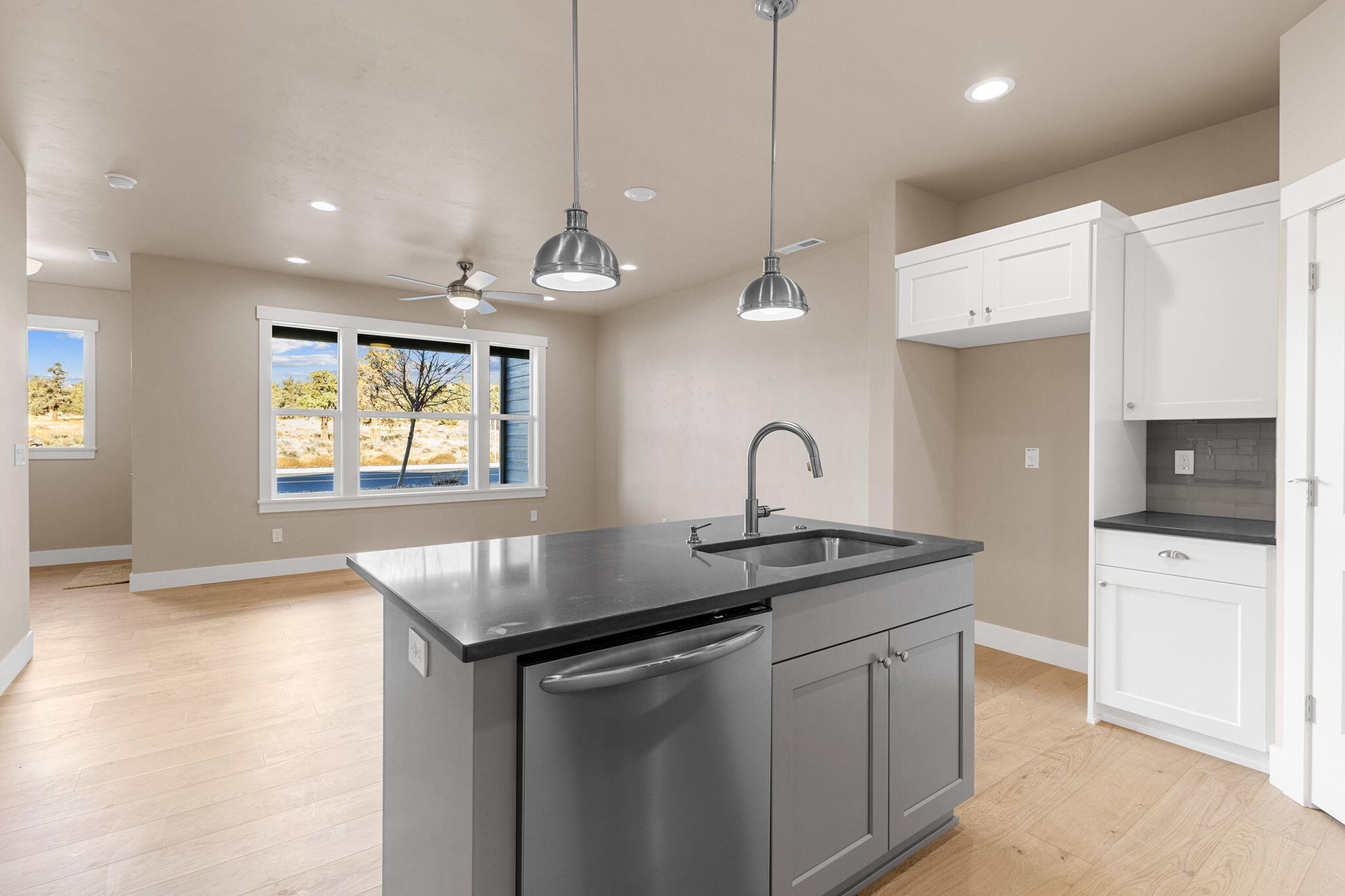 4173 SW 39th Street Unit: 142