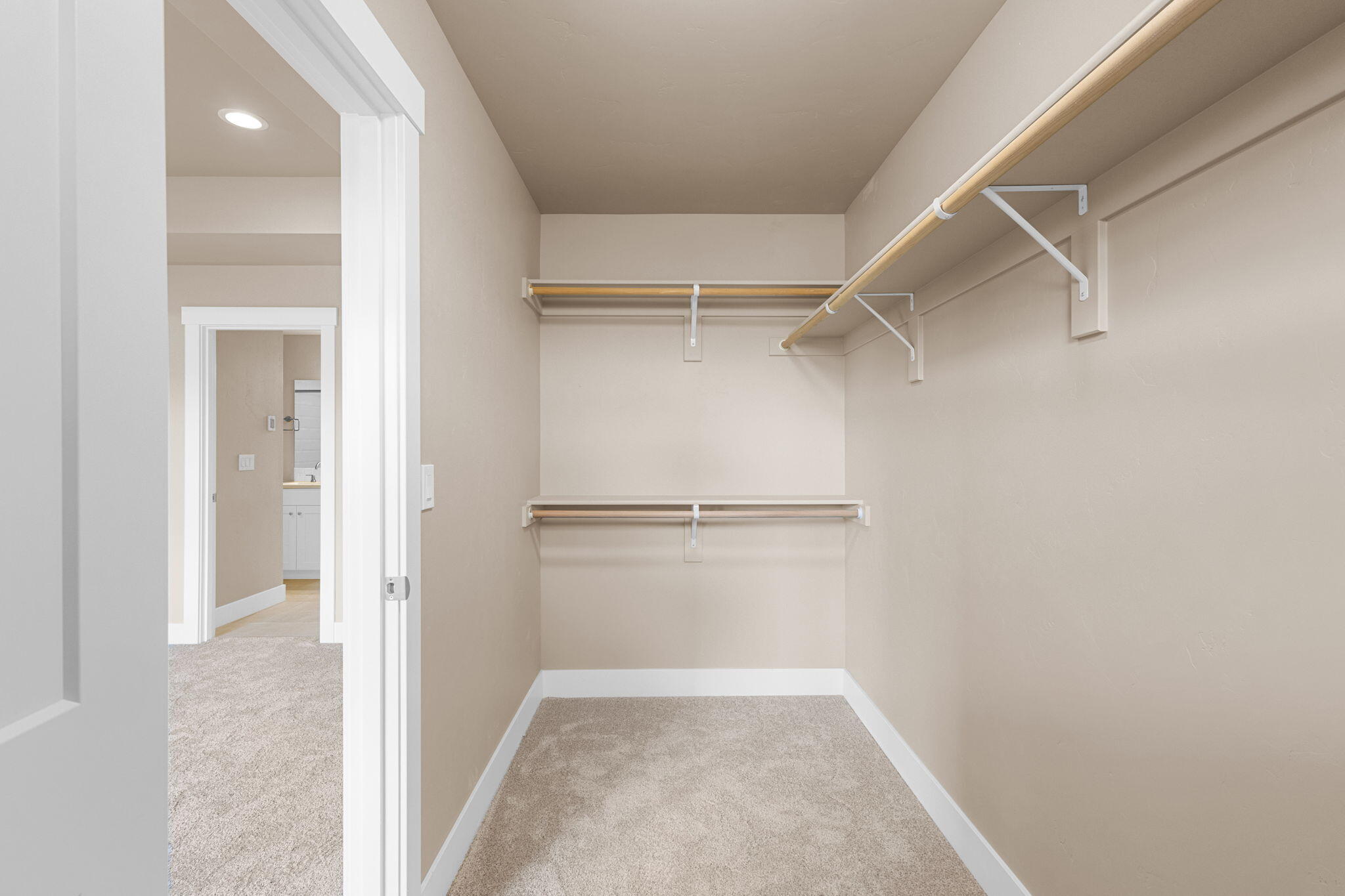 4173 SW 39th Street Unit: 142