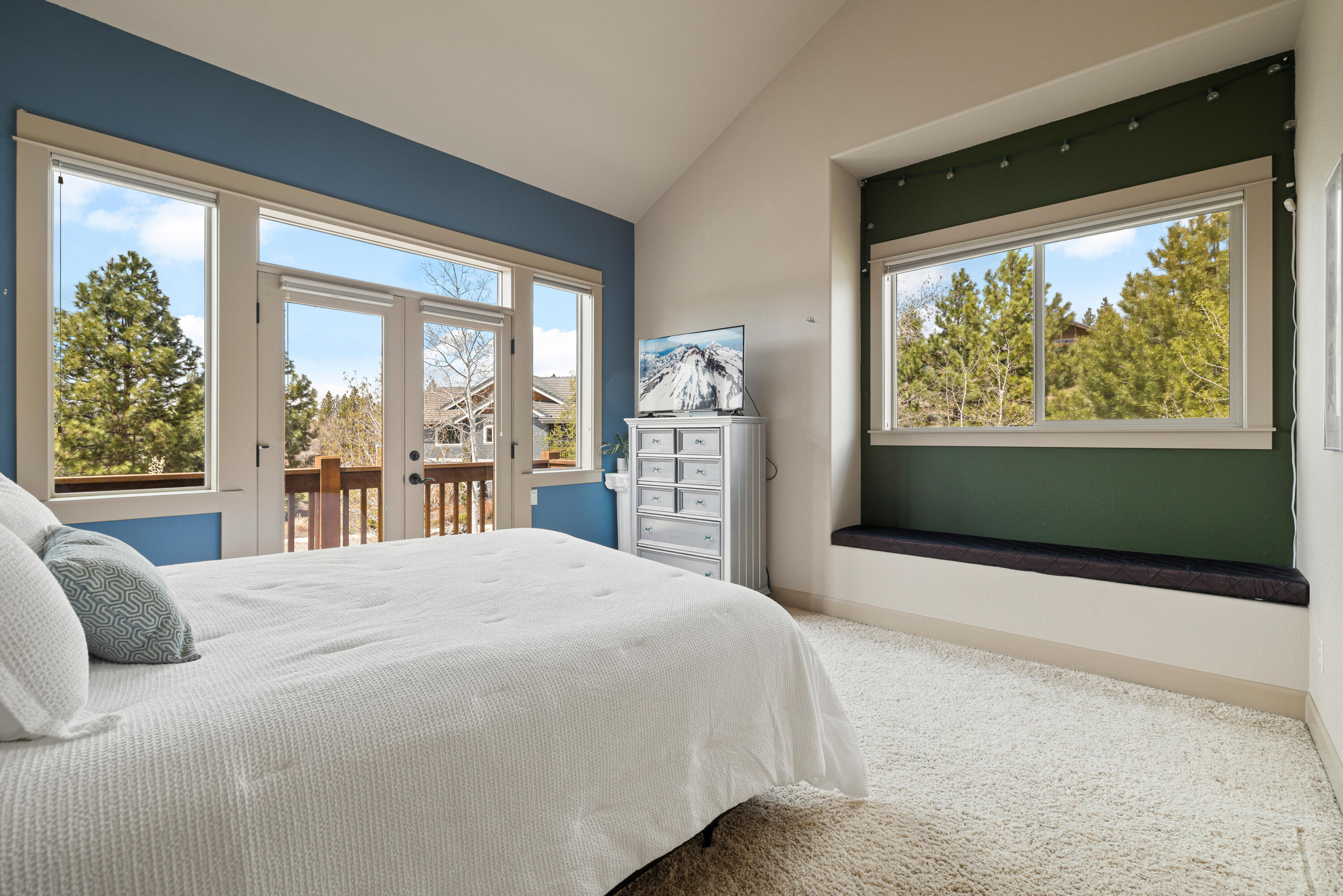 26 NW Skyliner Summit Loop