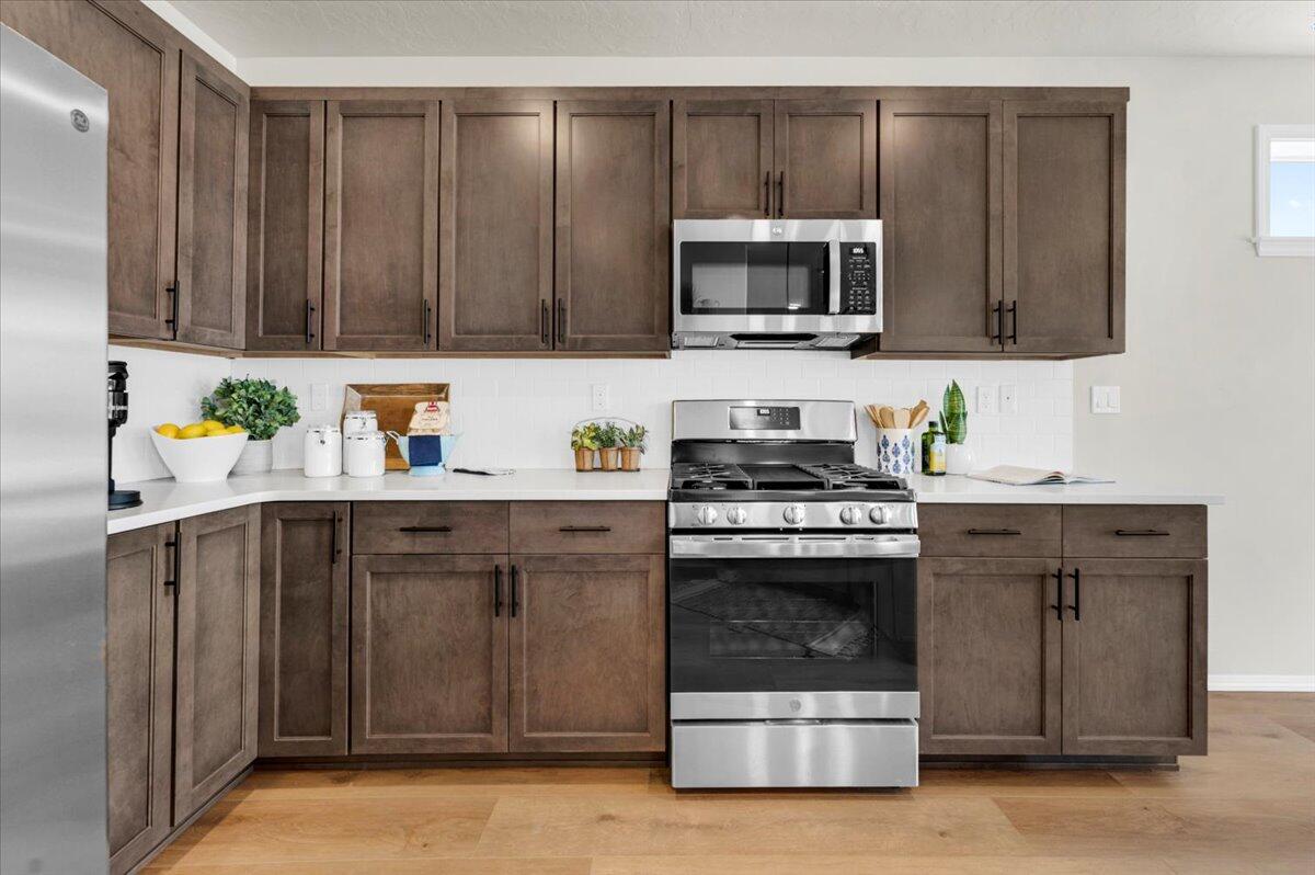 1743 NW Varnish Avenue Unit: 138