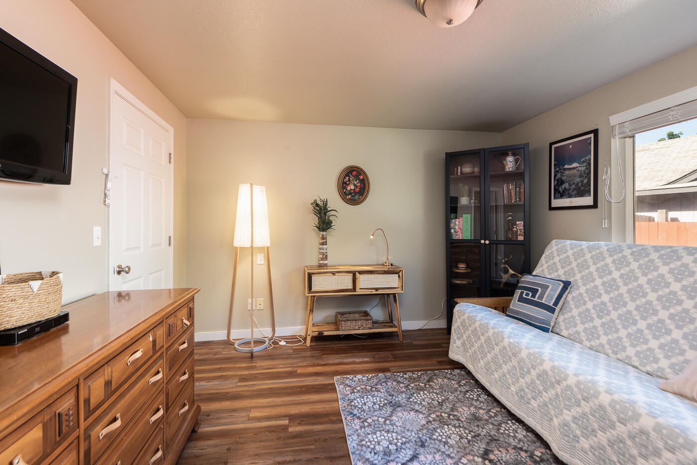 2766 SW Reindeer Avenue