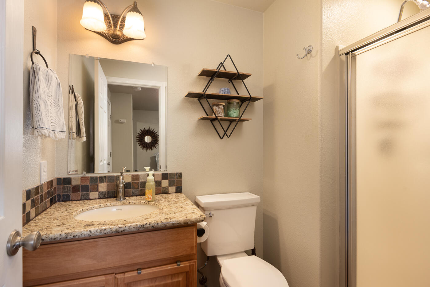 2766 SW Reindeer Avenue