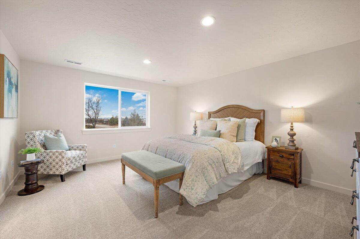 659 NW Xavier Avenue, Lot #32