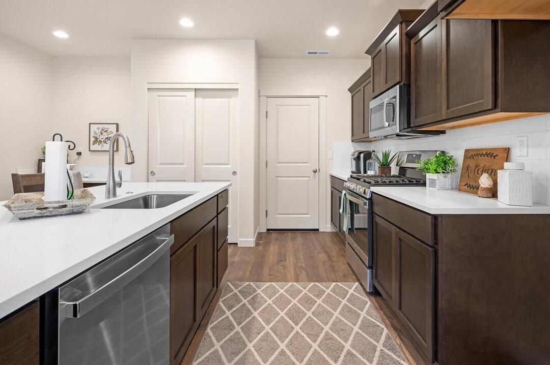 659 NW Xavier Avenue, Lot #32
