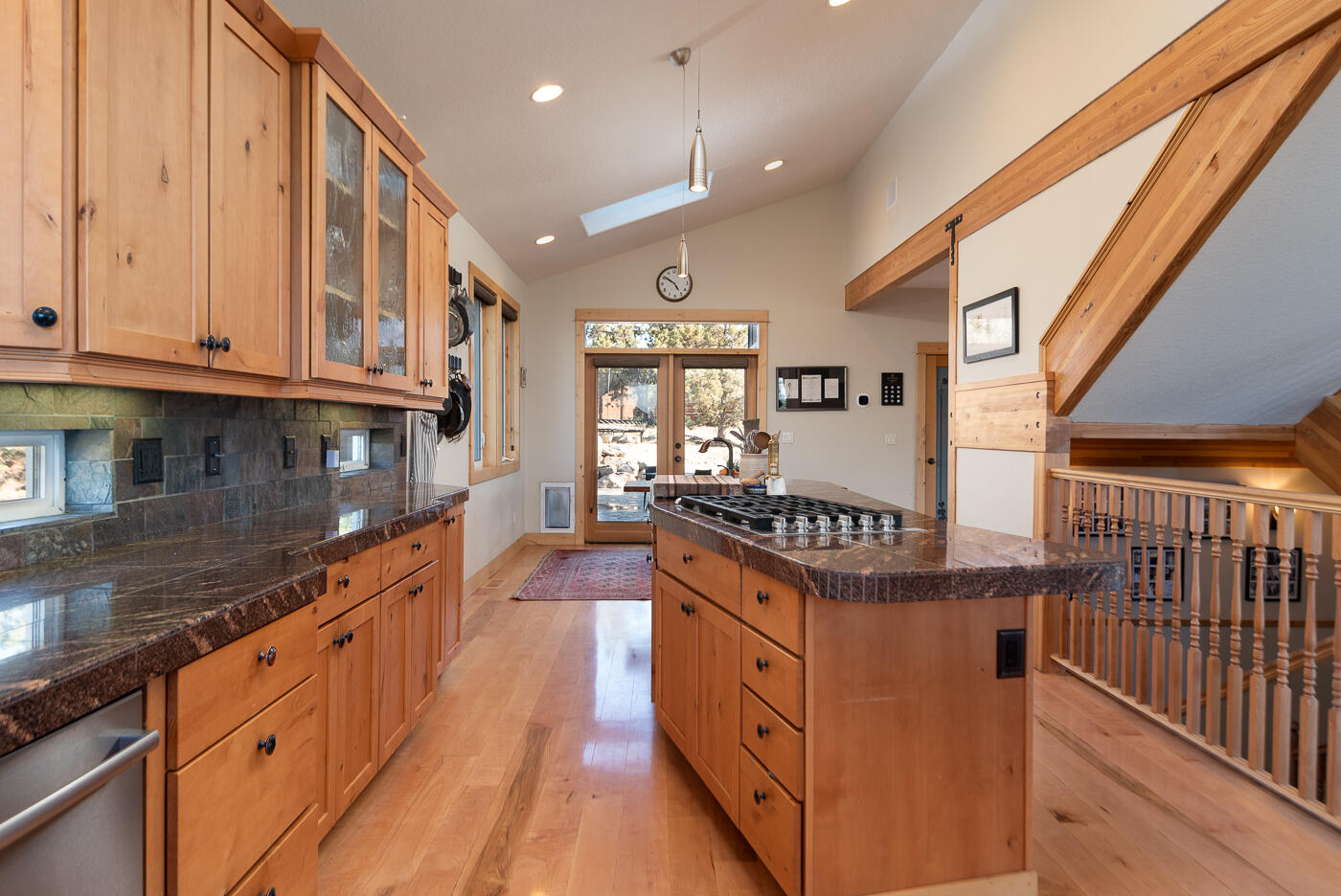 2546 SW 43rd Court