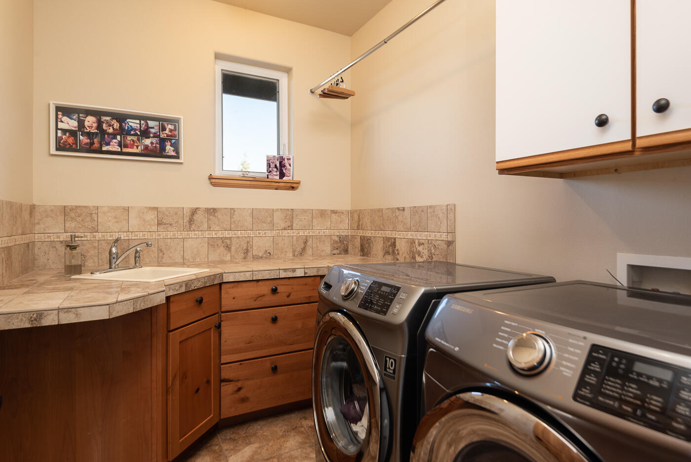 2546 SW 43rd Court