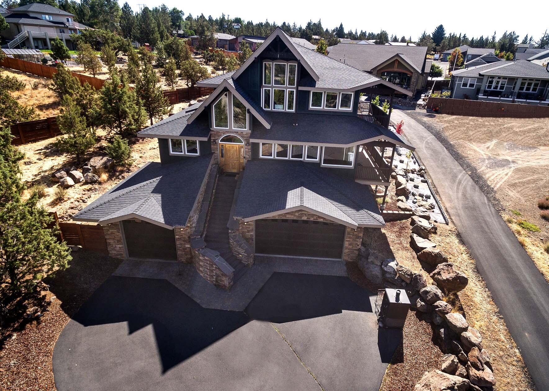 2546 SW 43rd Court