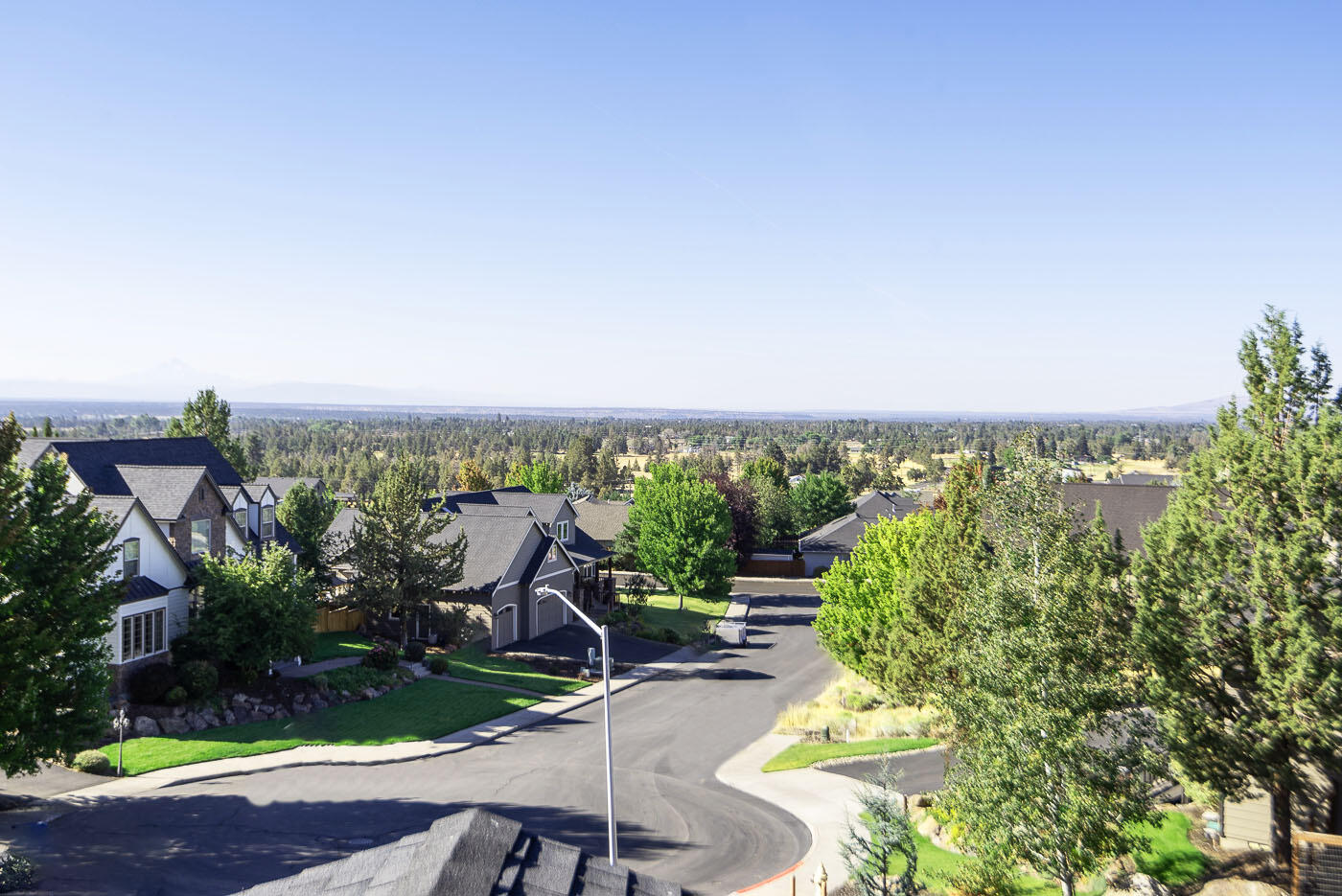 2546 SW 43rd Court