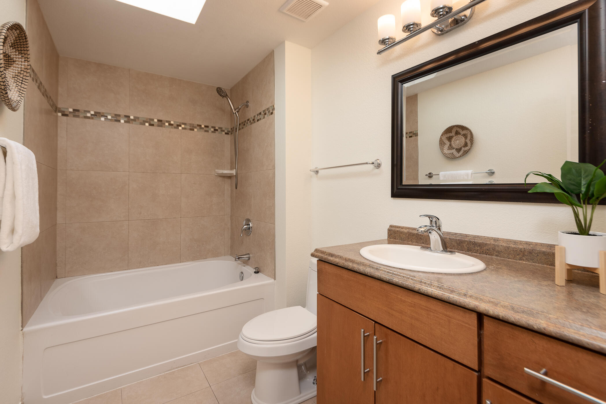62927 Nasu Place