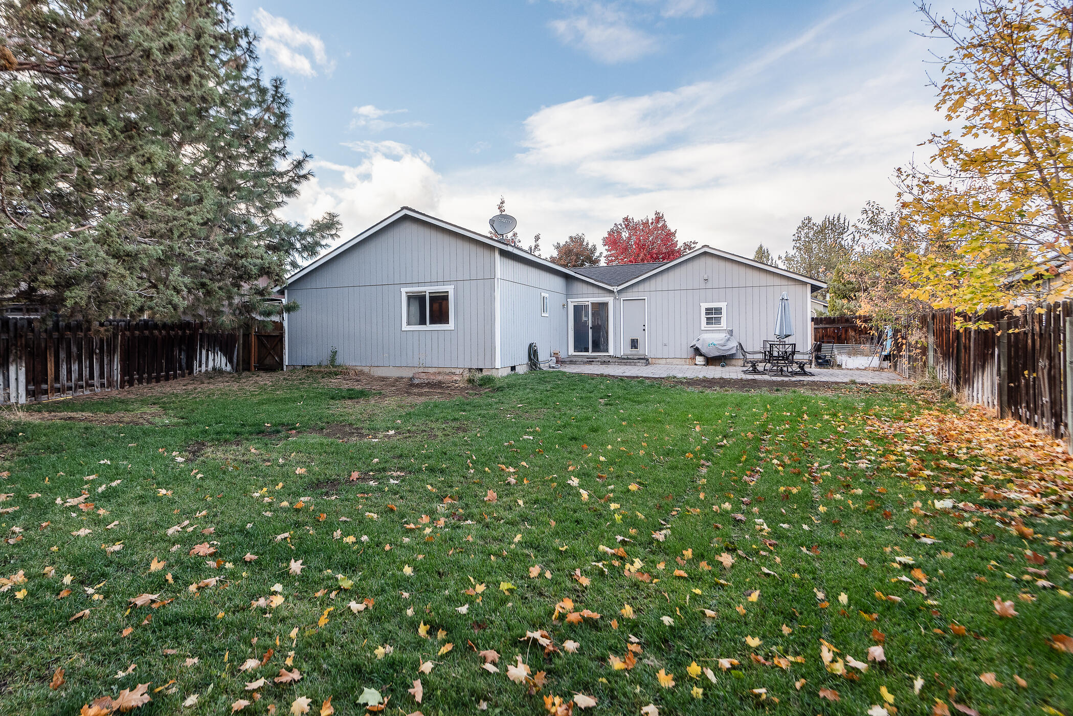 1728 NE Heavenly Drive