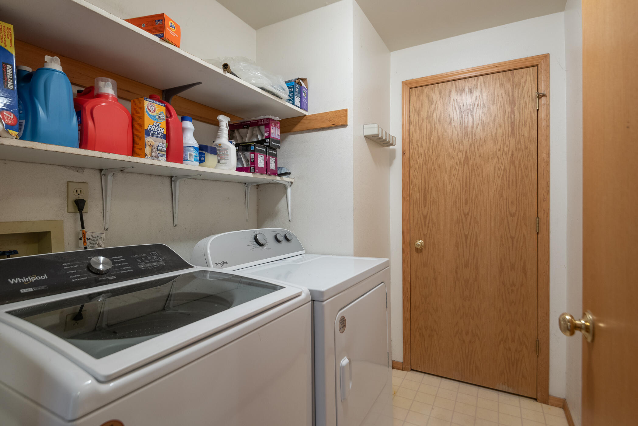 1728 NE Heavenly Drive