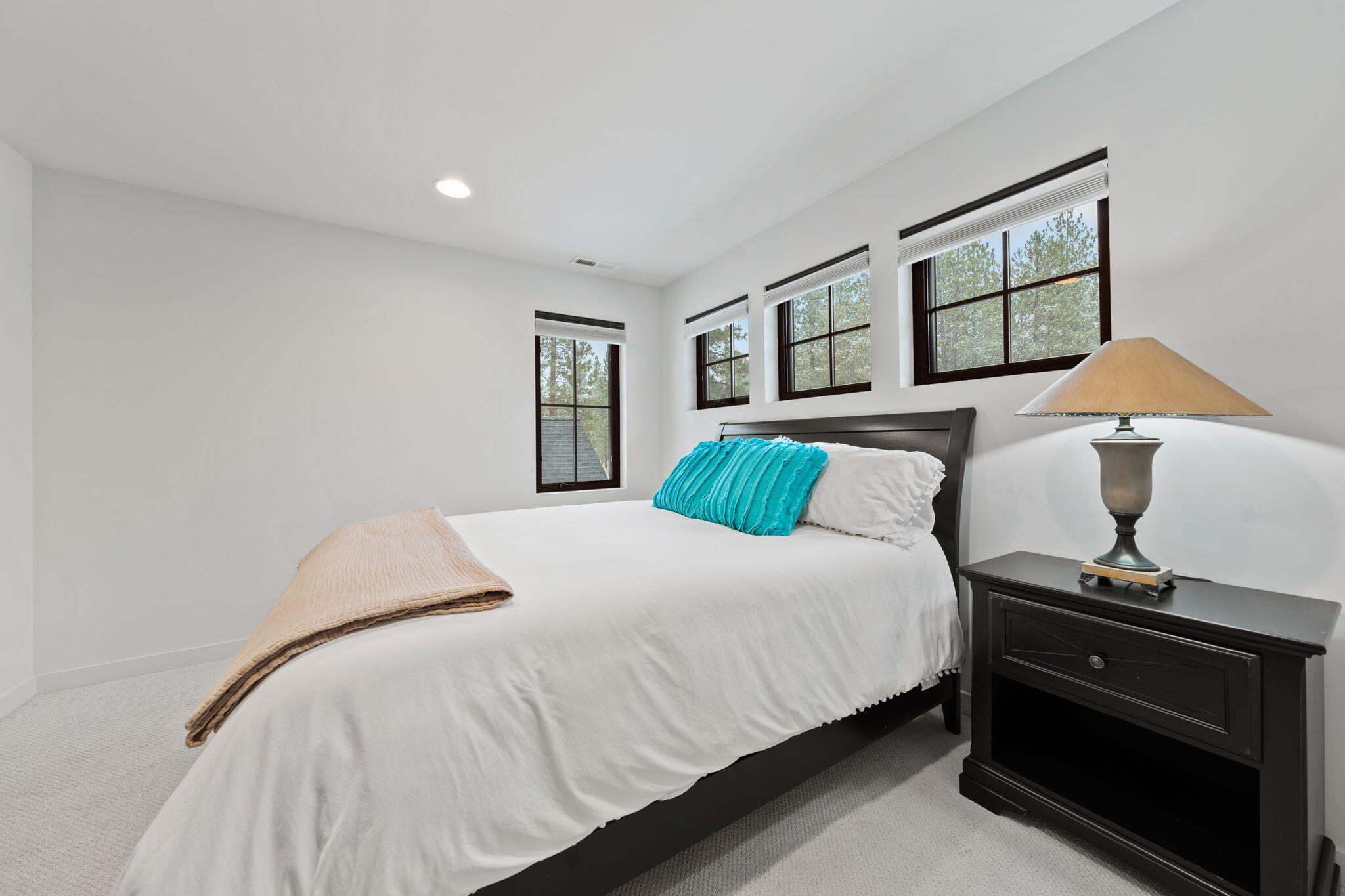 61455 Meeks Trail