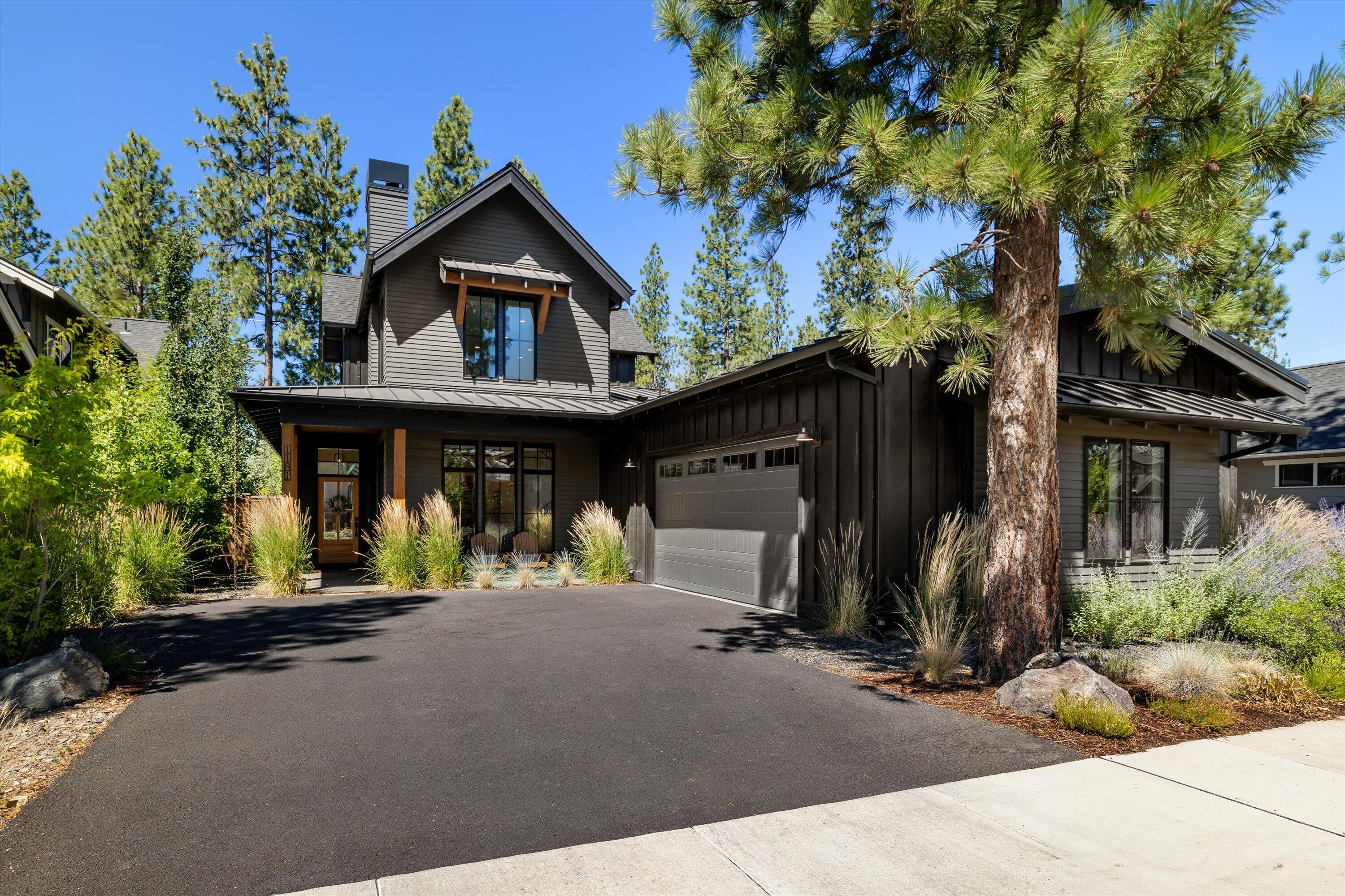 1181 NW Singleton Place