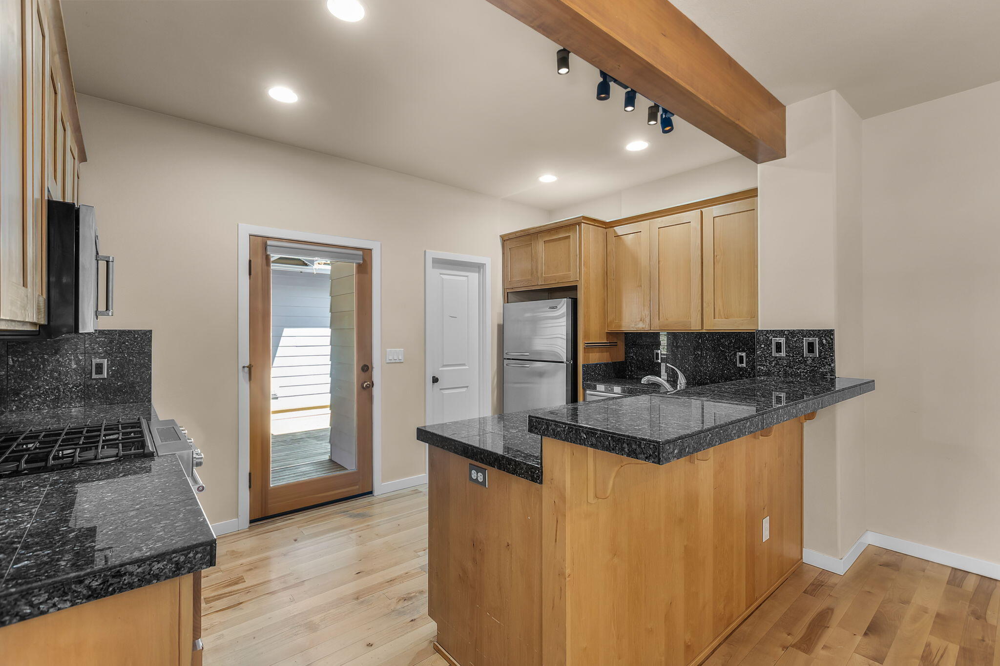 2612 NW Lemhi Pass Drive