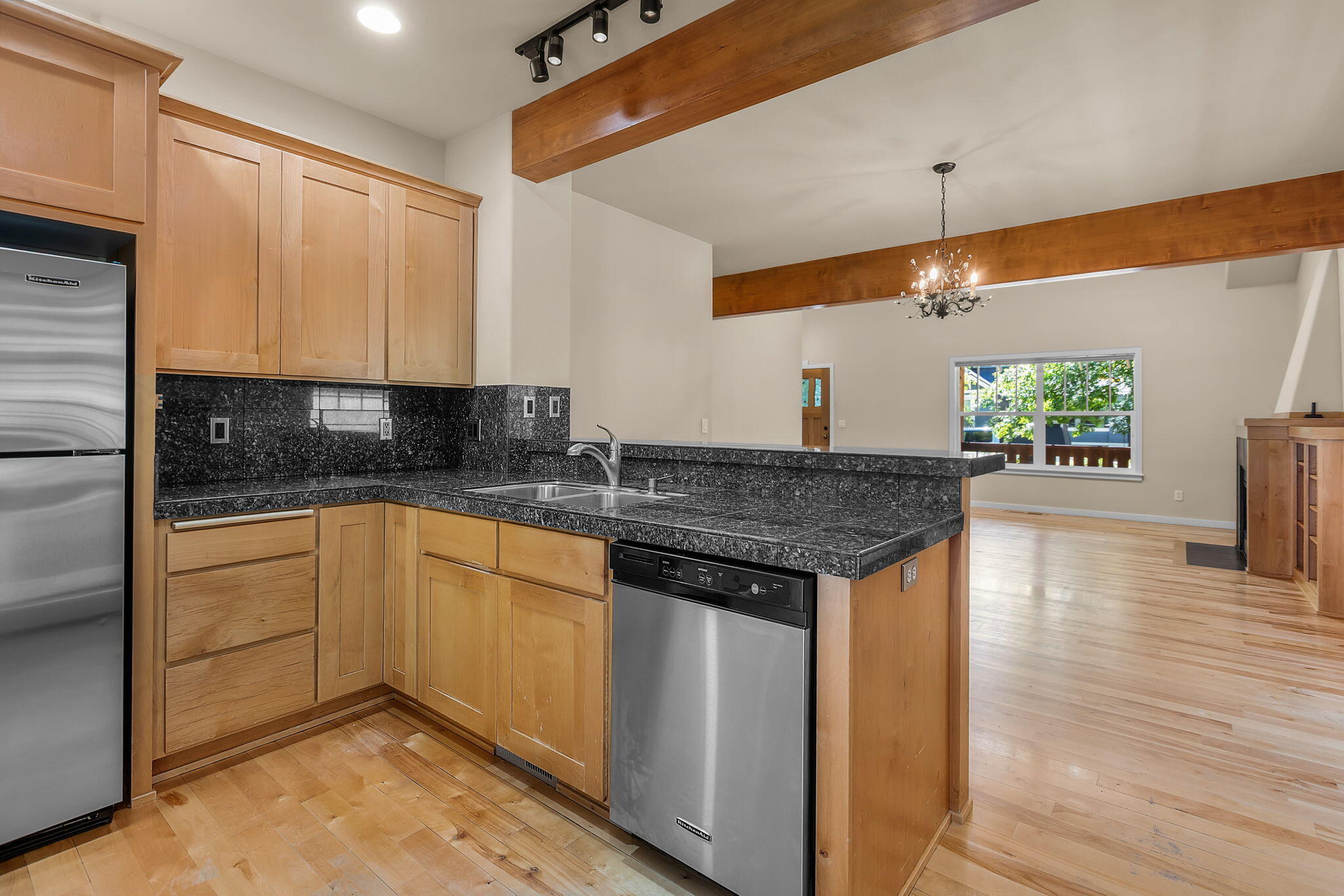 2612 NW Lemhi Pass Drive