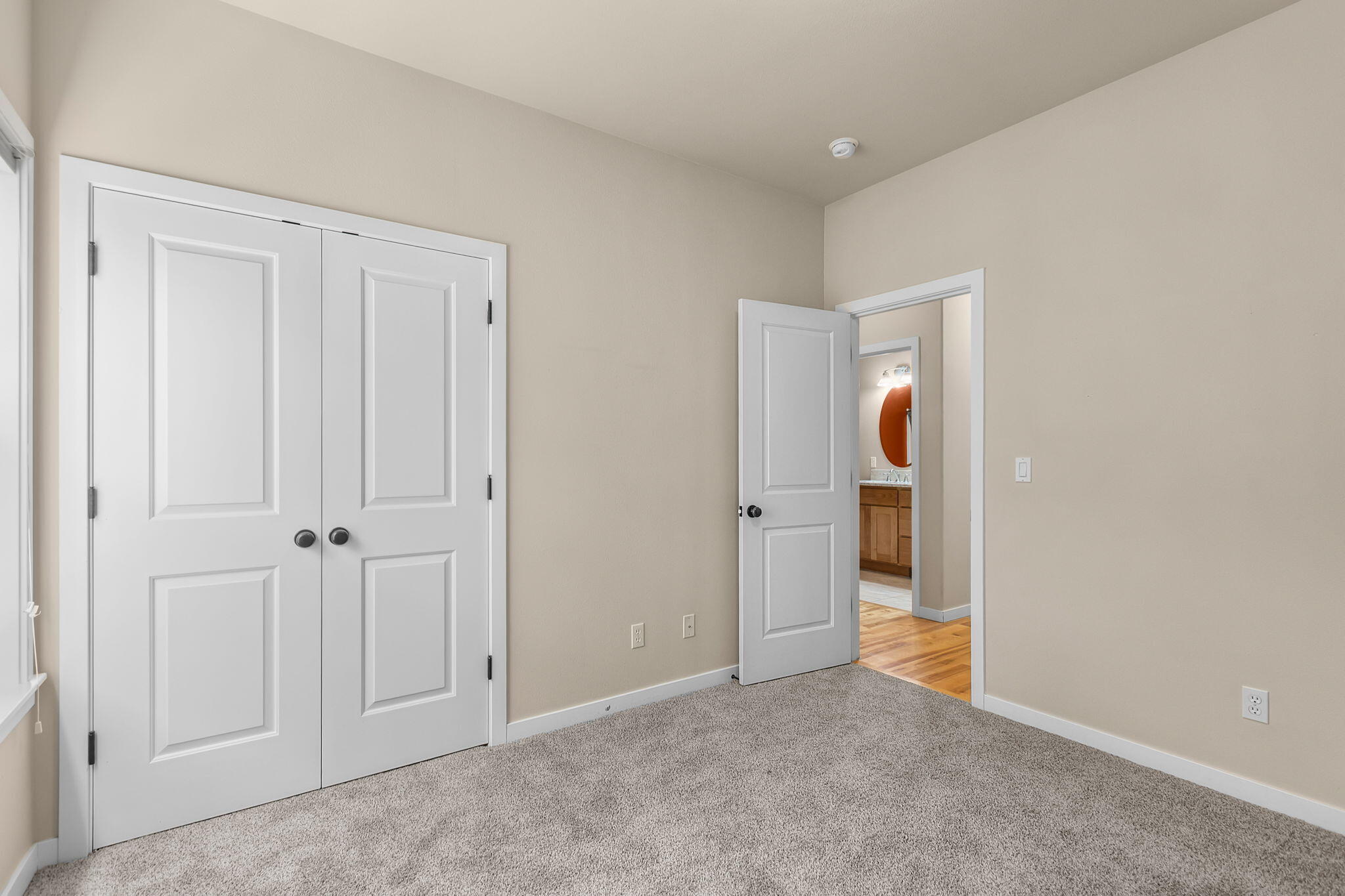 2612 NW Lemhi Pass Drive