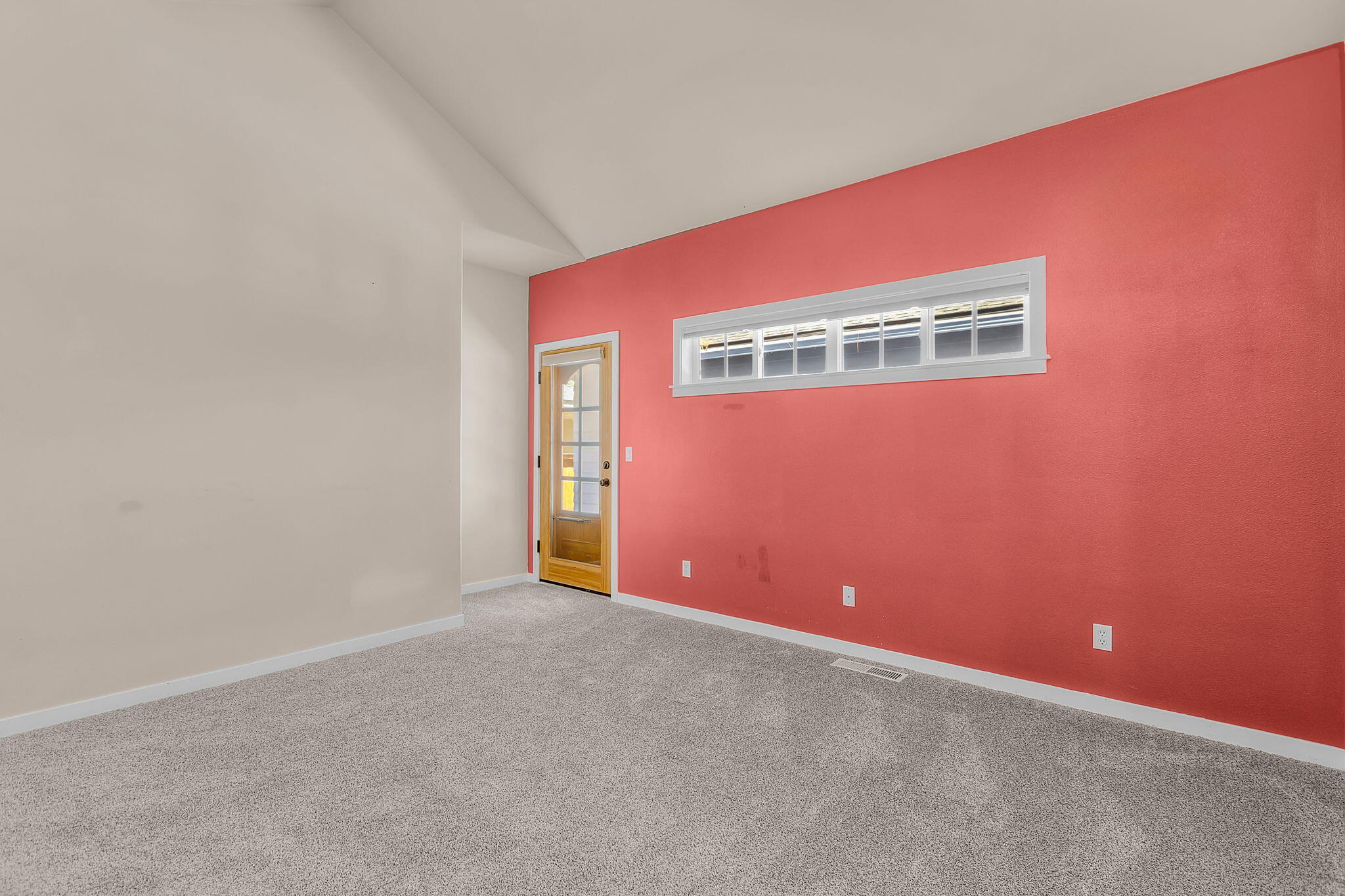 2612 NW Lemhi Pass Drive