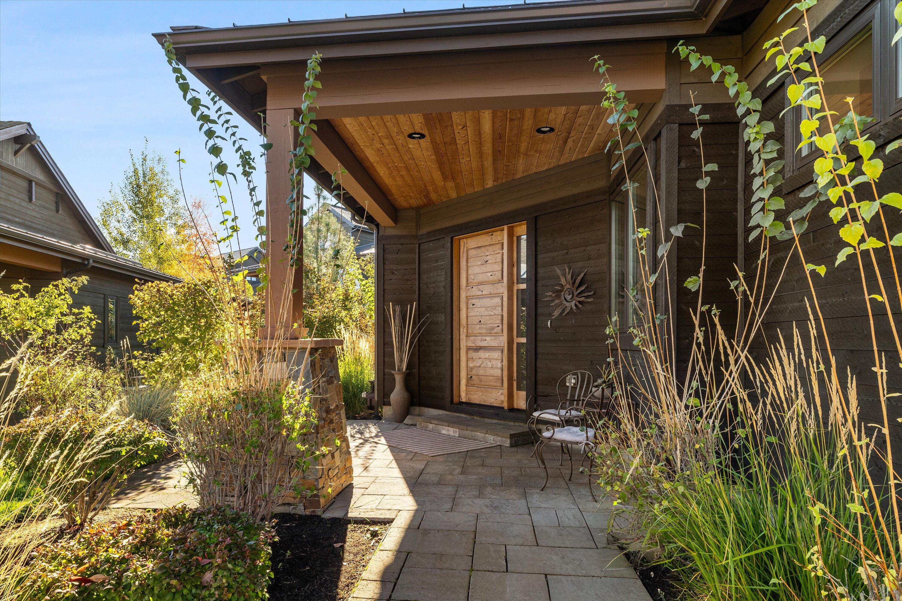 61354 Triple Knot Road, Bend