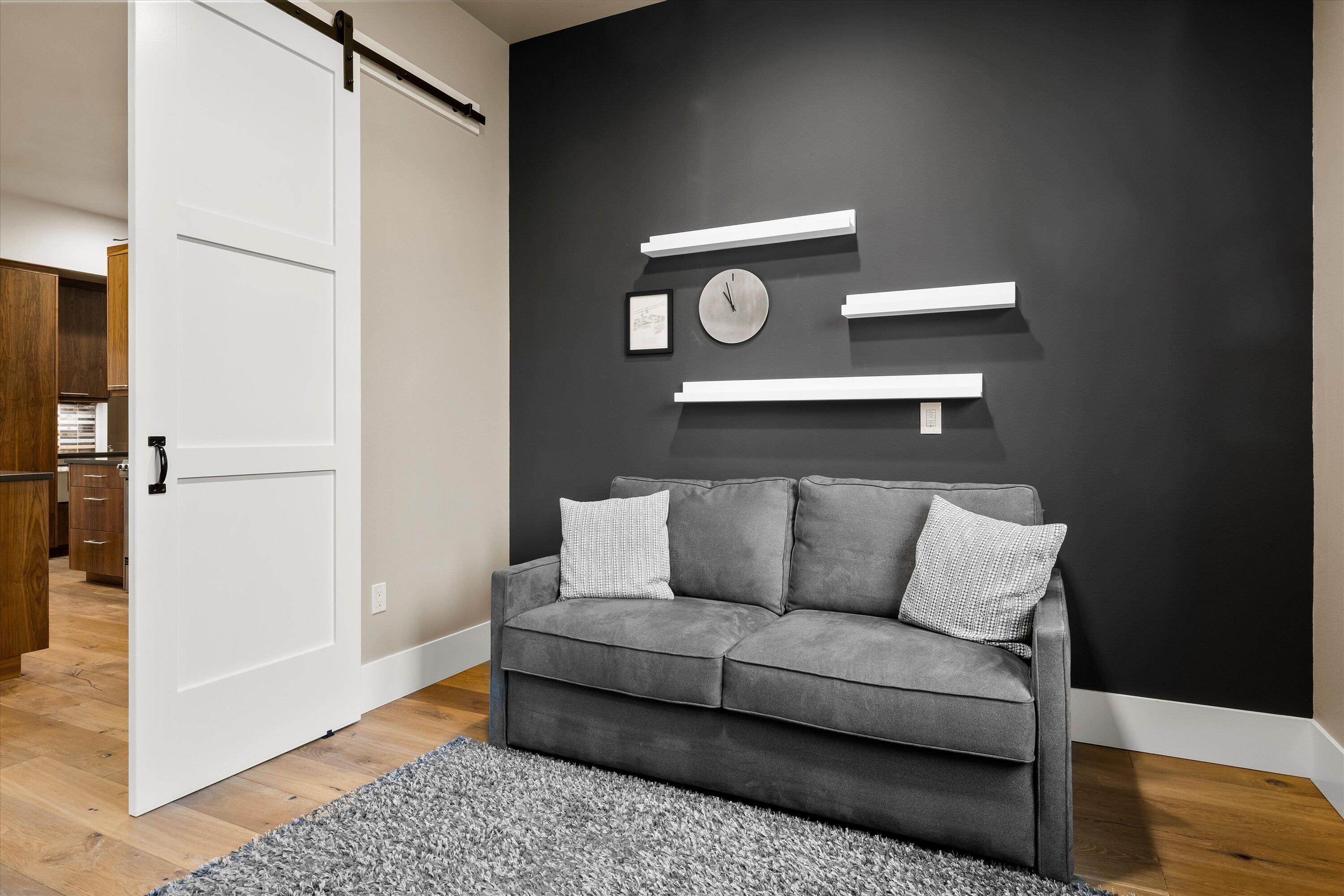 61354 Triple Knot Road, Bend