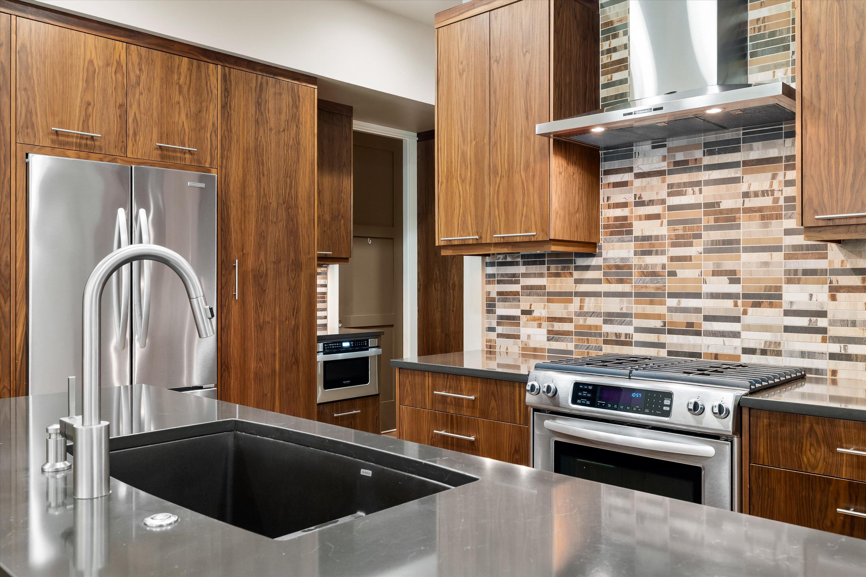 61354 Triple Knot Road, Bend