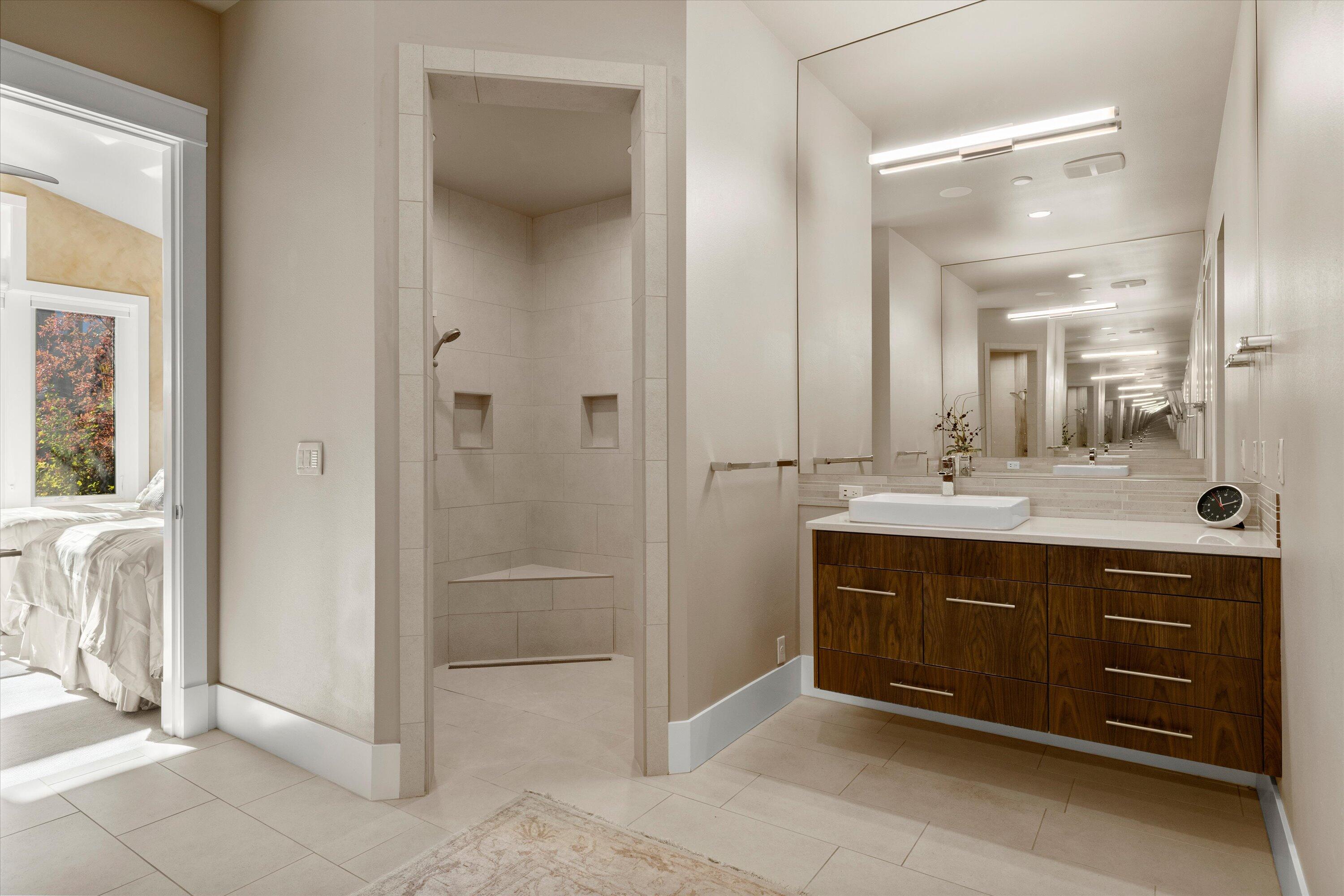 61354 Triple Knot Road, Bend