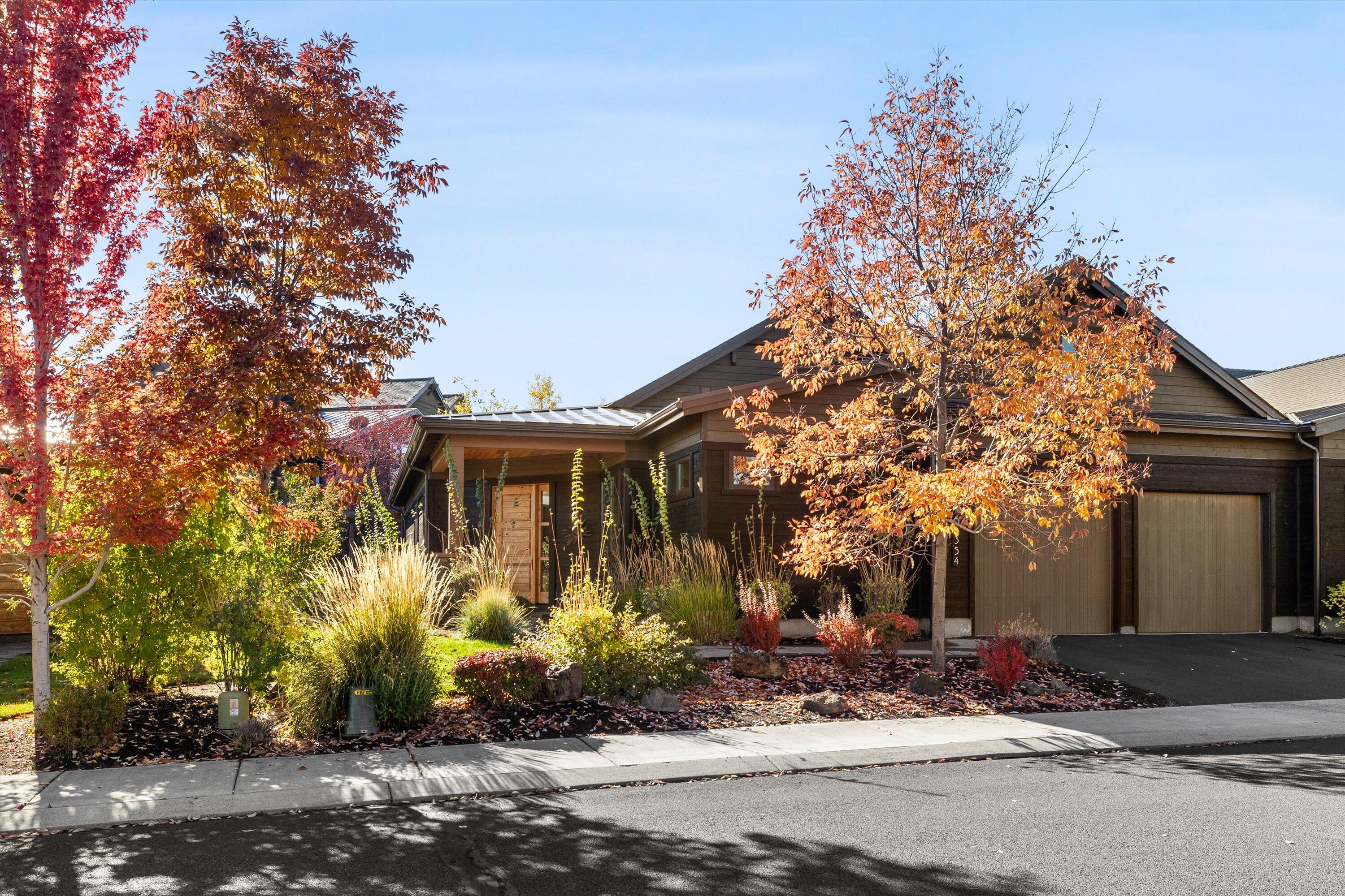 61354 Triple Knot Road, Bend