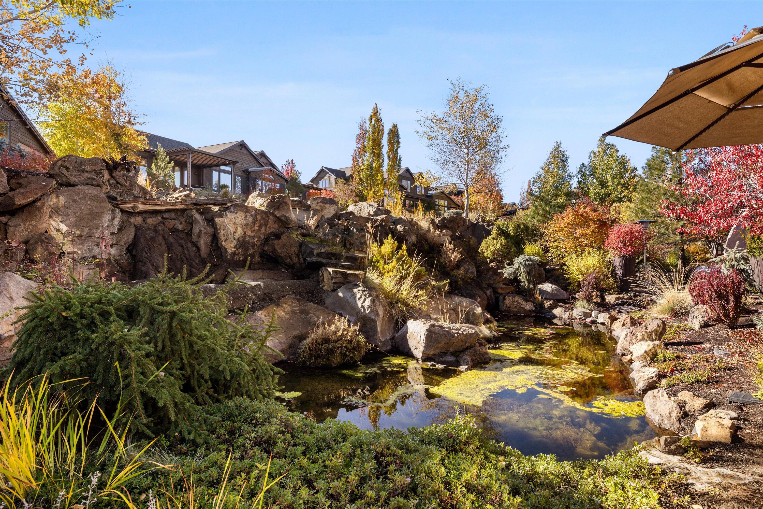 61354 Triple Knot Road, Bend