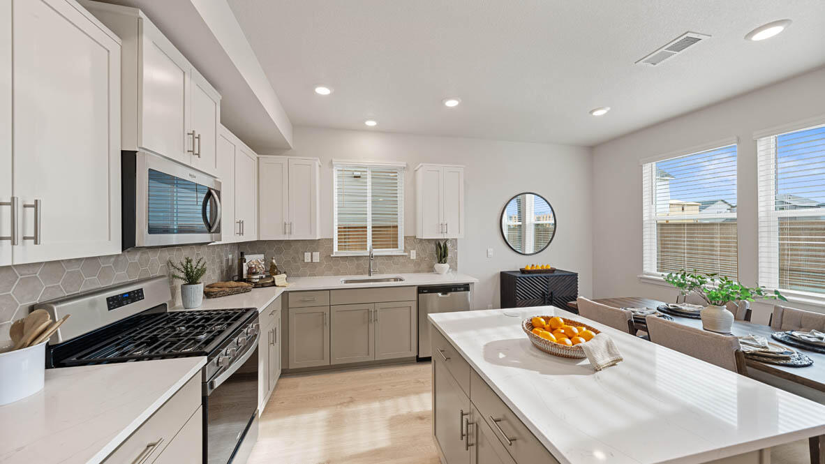 21721 SE Stromboli Lane