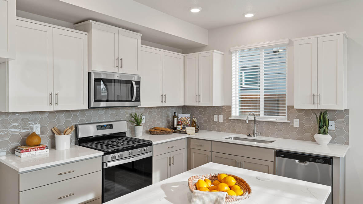 21721 SE Stromboli Lane