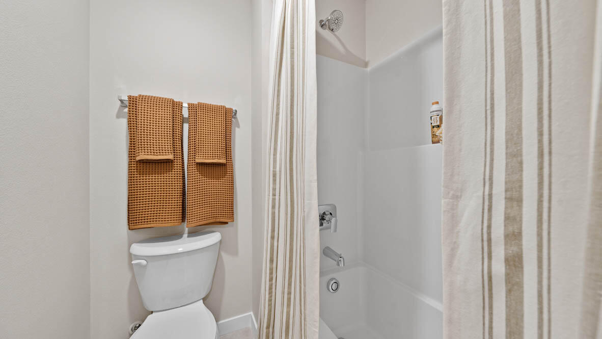 21721 SE Stromboli Lane