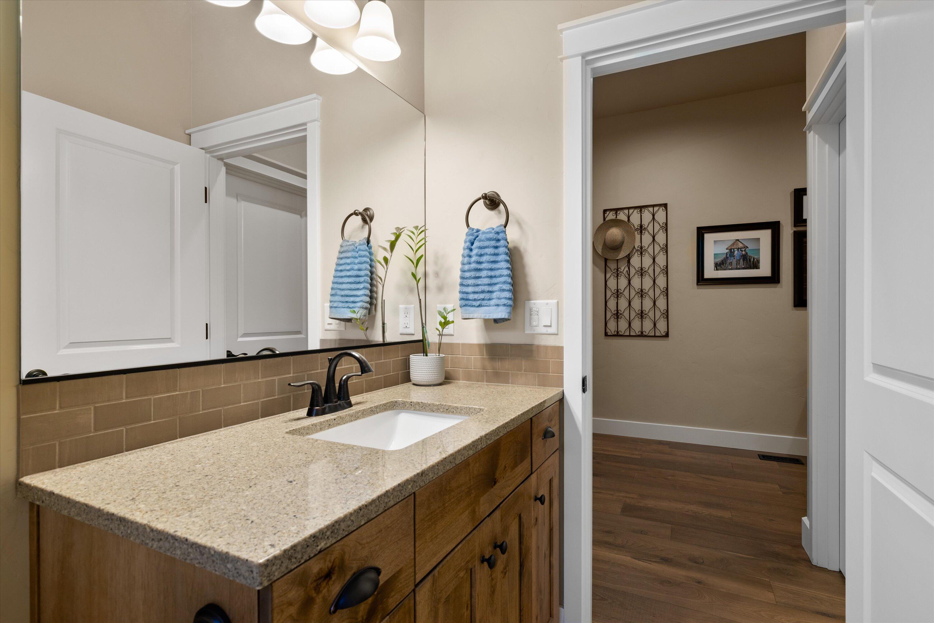 60208 Rolled Rock Way, Bend