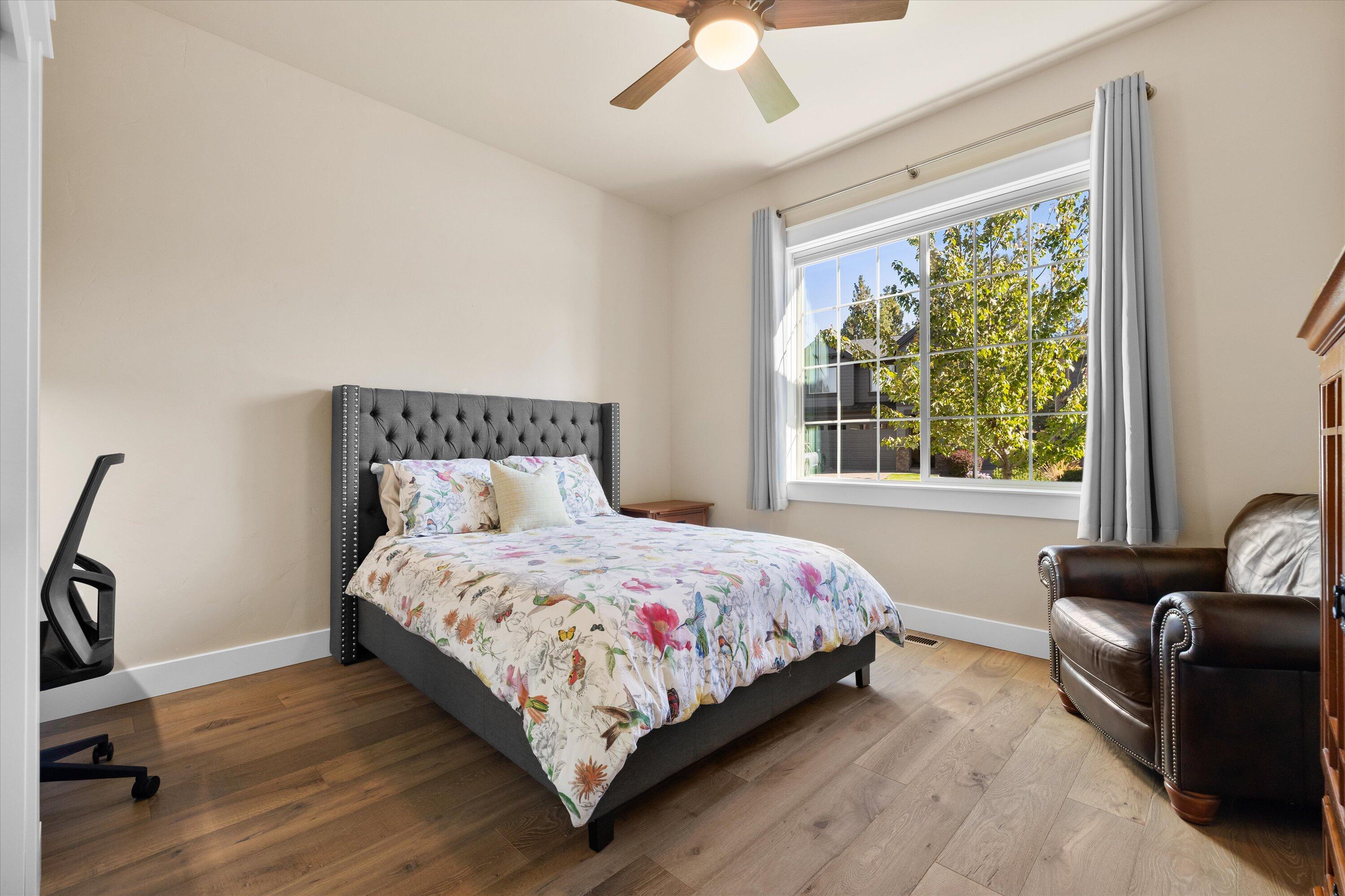 60208 Rolled Rock Way, Bend