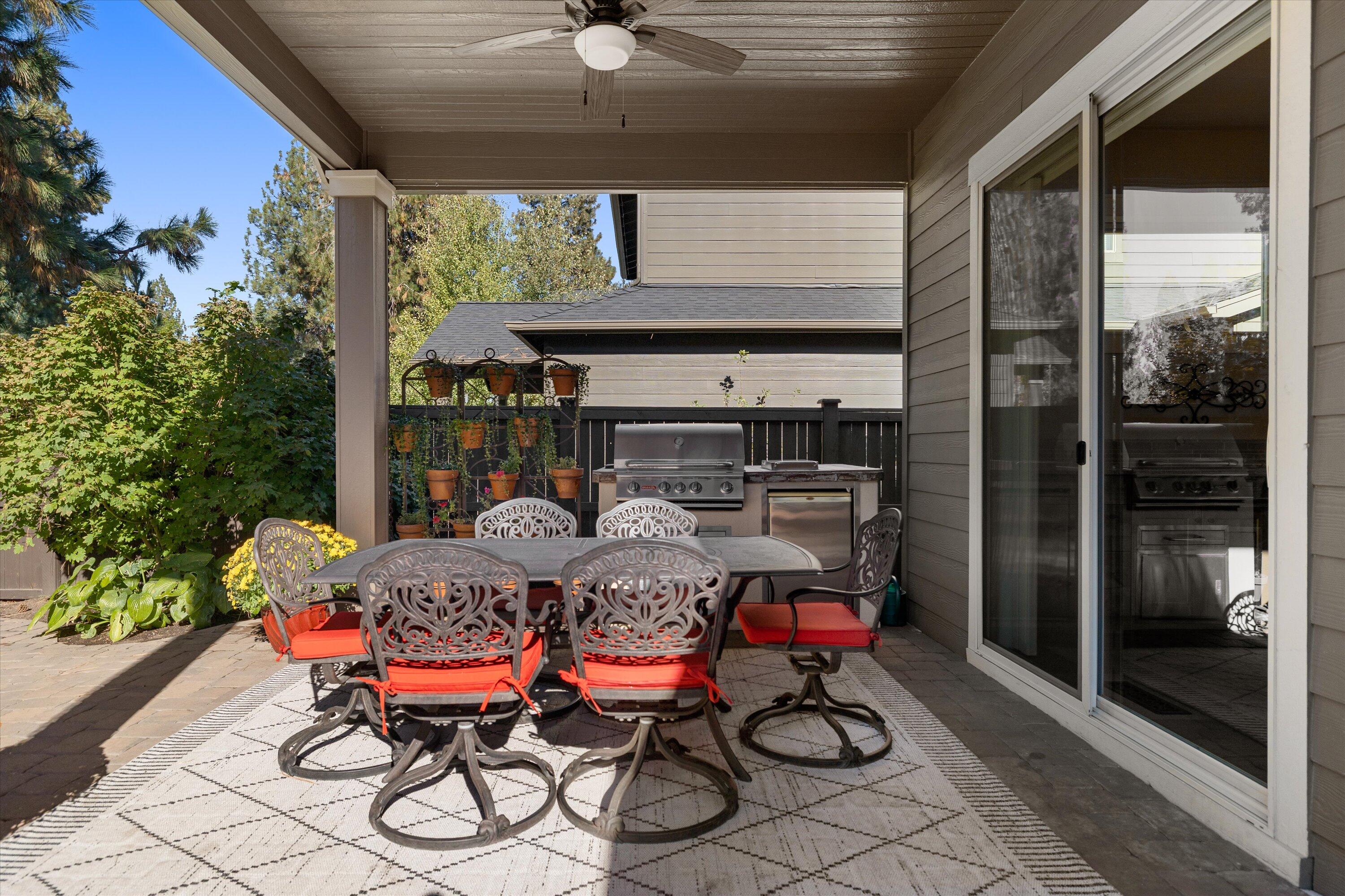 60208 Rolled Rock Way, Bend