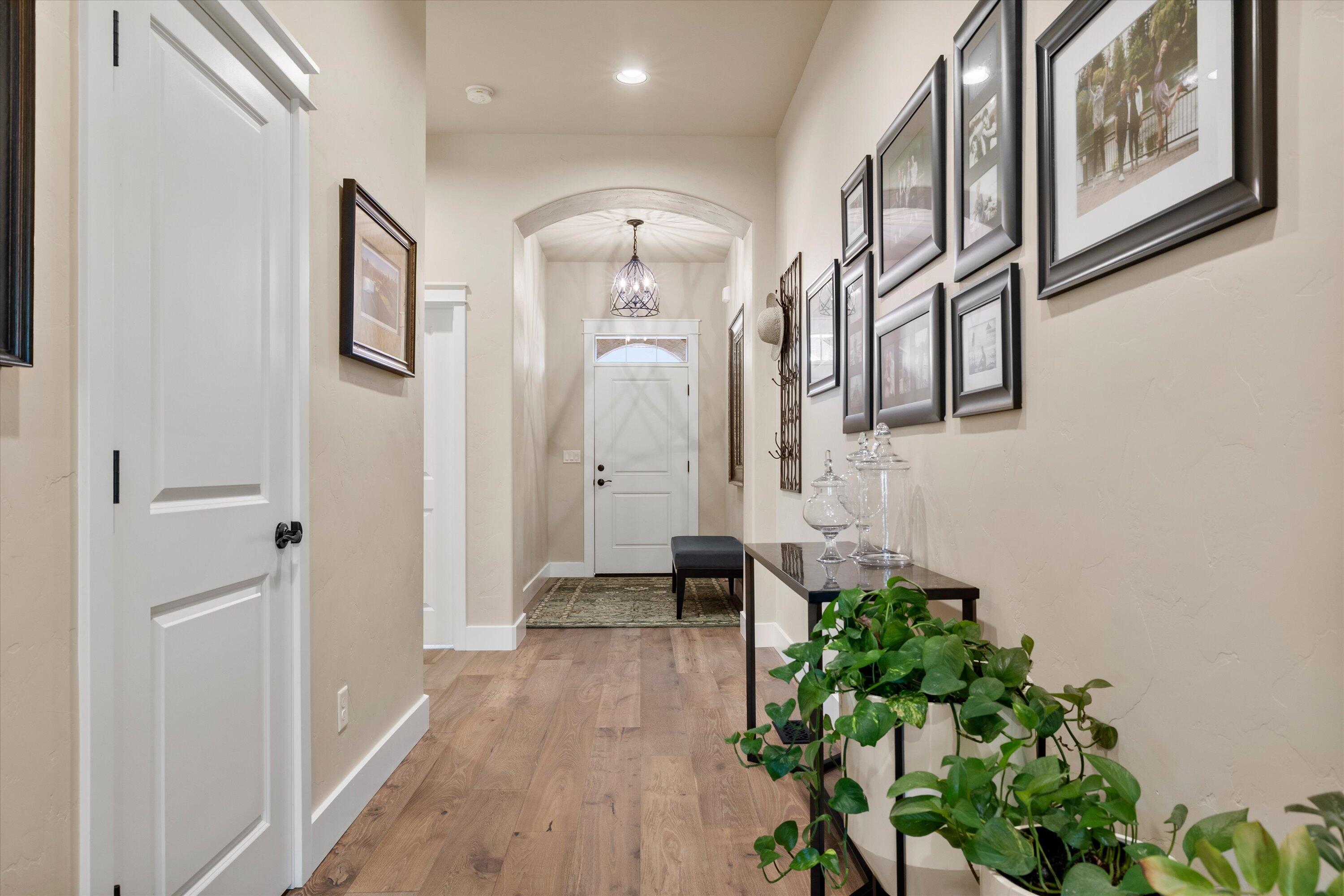 60208 Rolled Rock Way, Bend