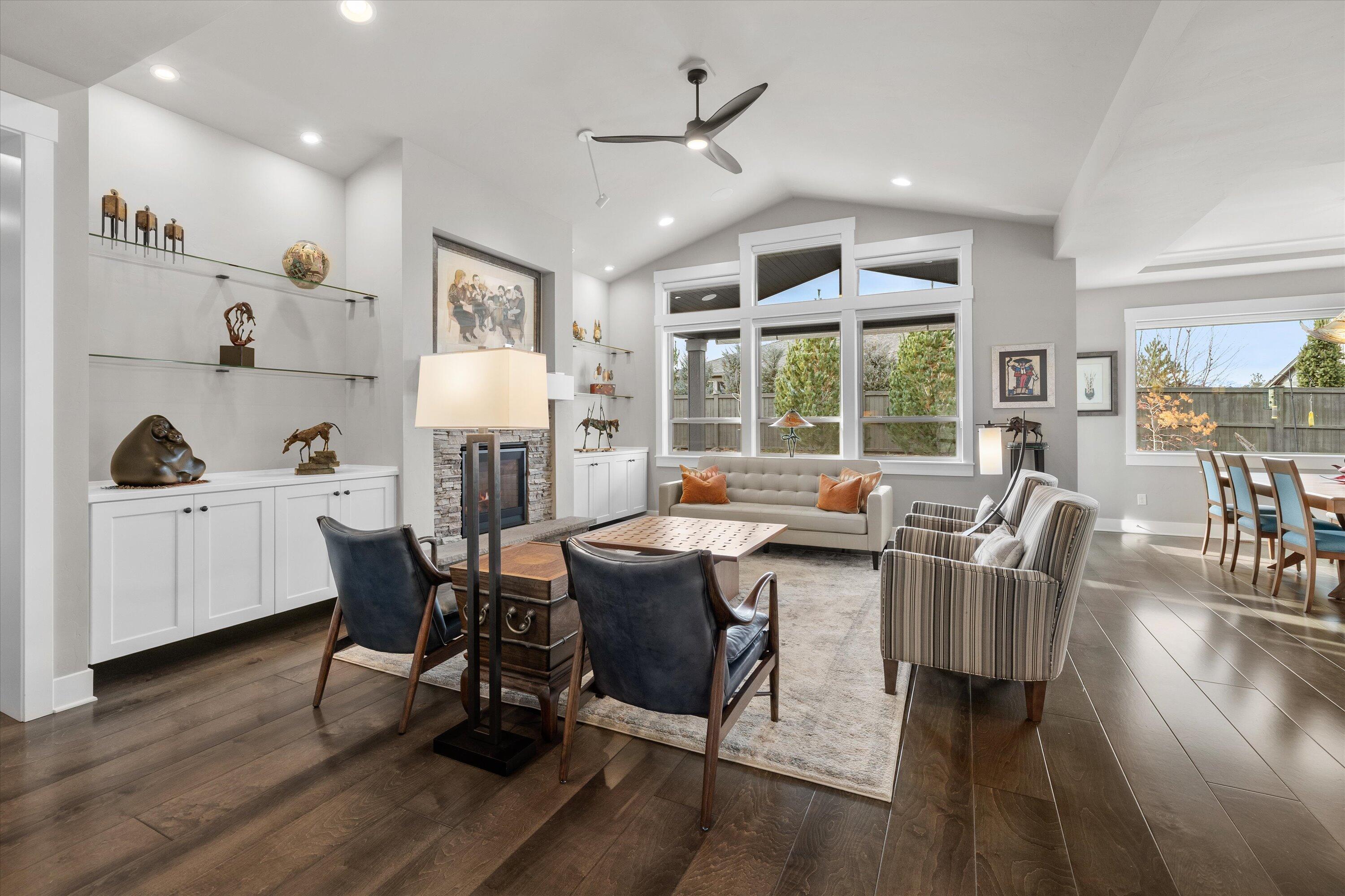 60873 SW Headwaters Loop