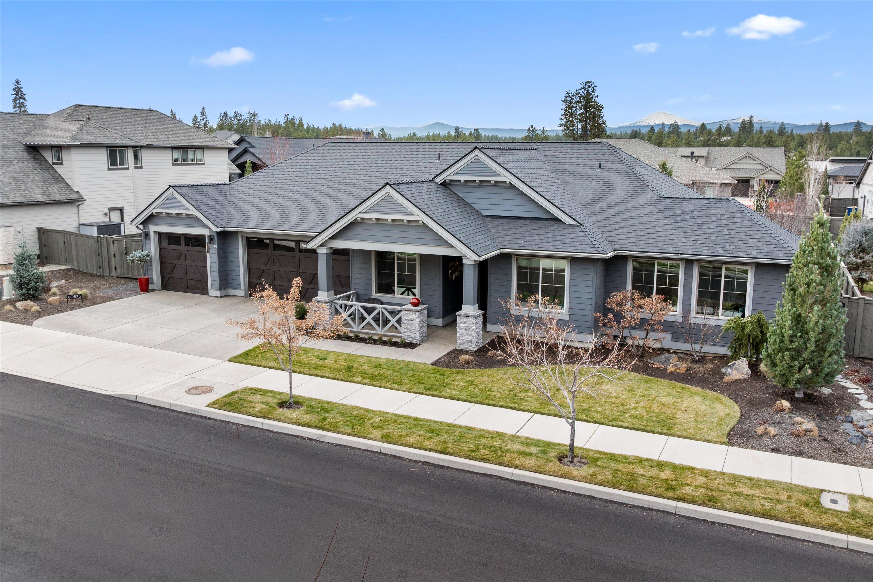 60873 SW Headwaters Loop