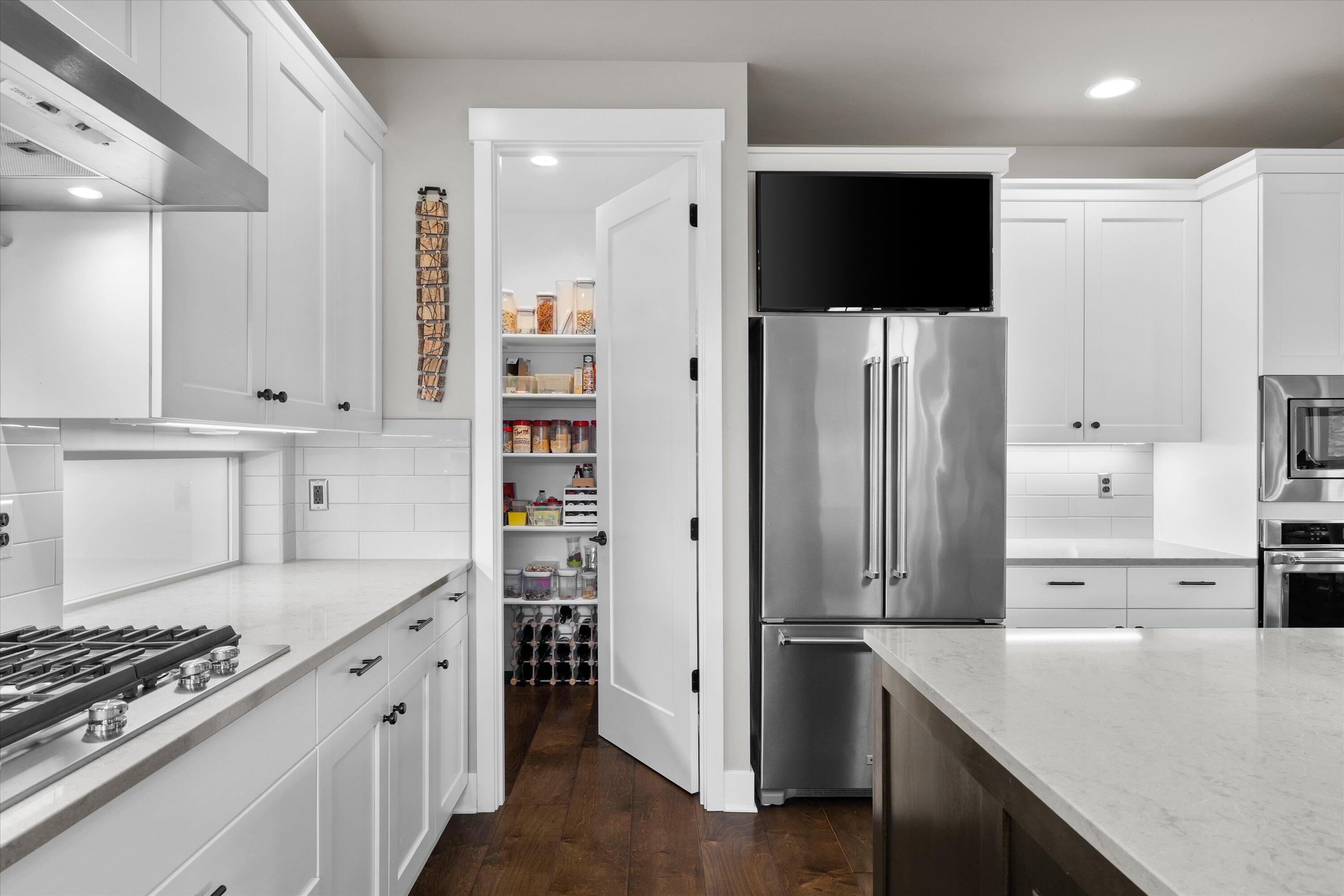 60873 SW Headwaters Loop