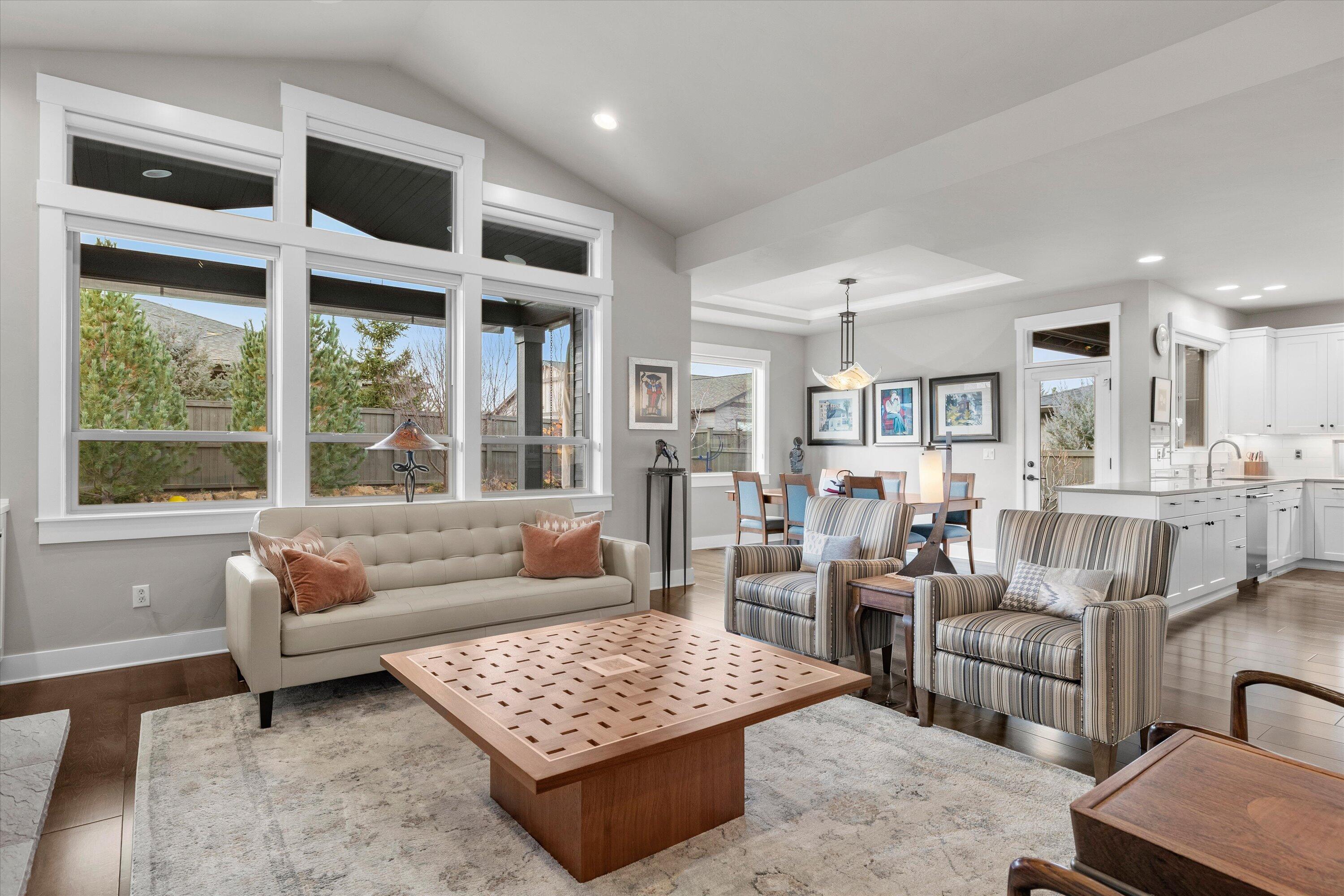 60873 SW Headwaters Loop