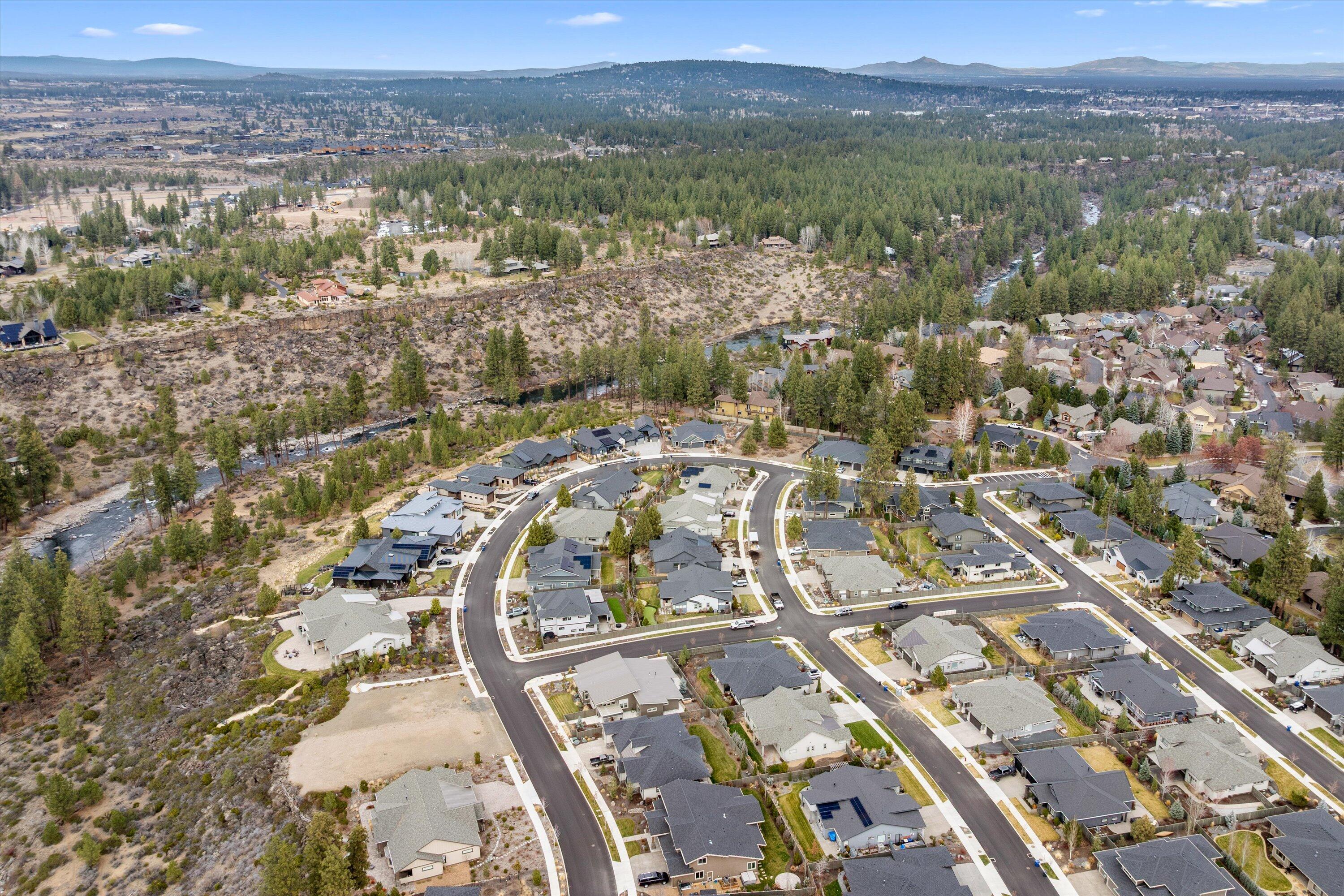 60873 SW Headwaters Loop