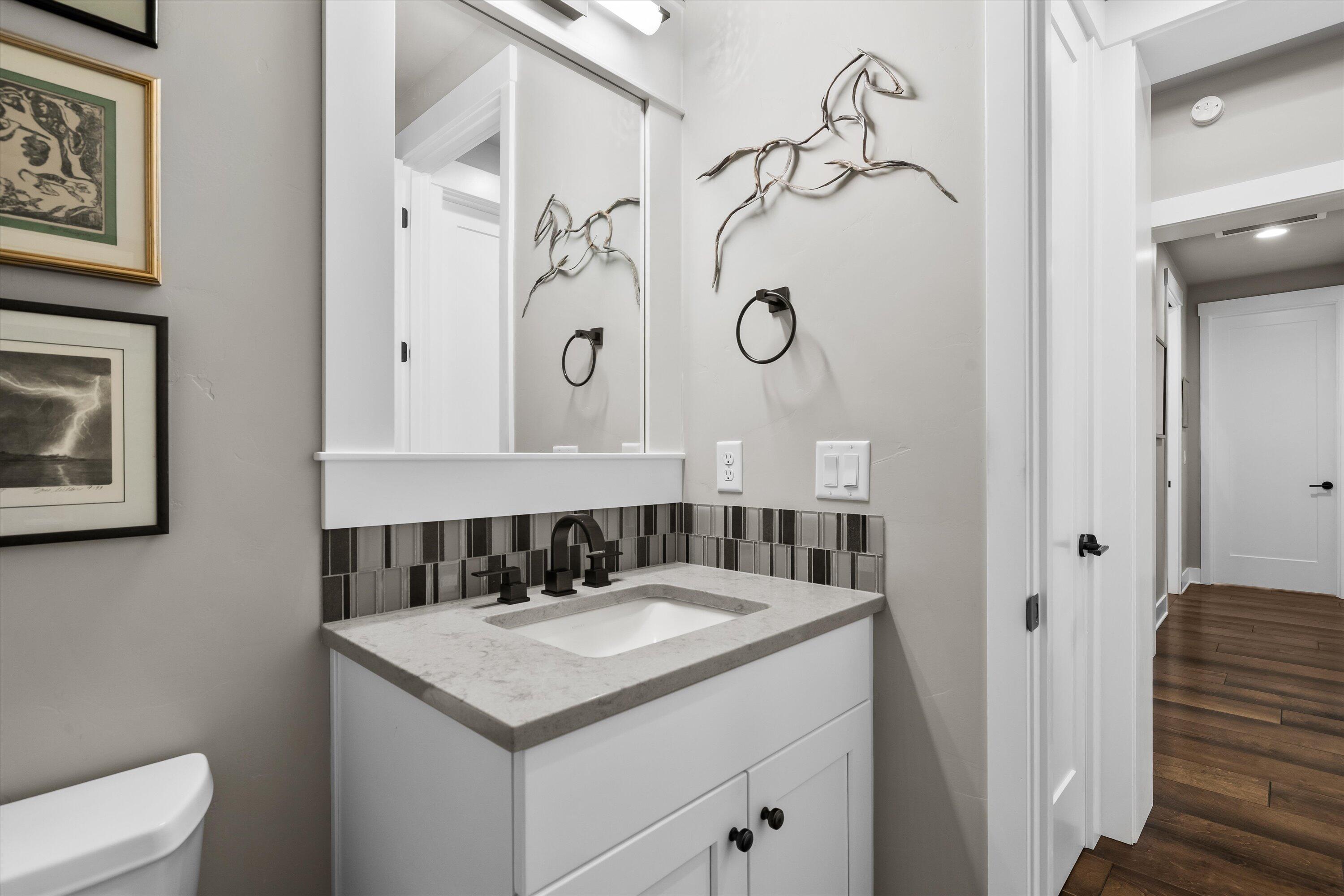 60873 SW Headwaters Loop