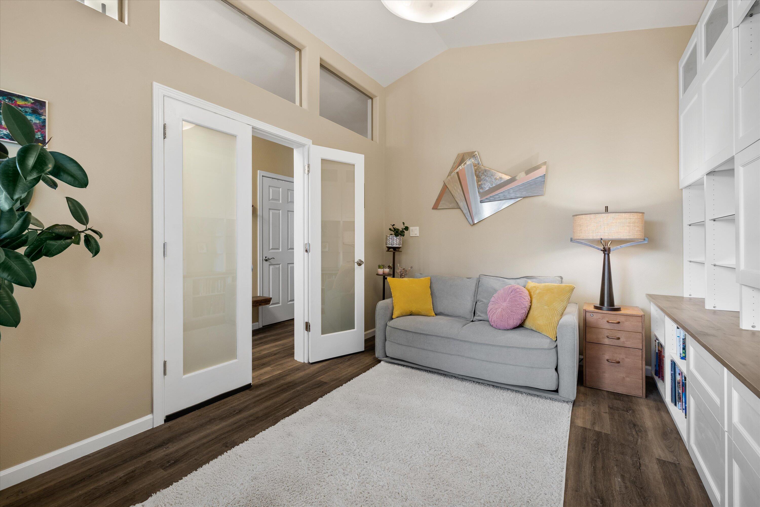 301 SE Springer Court