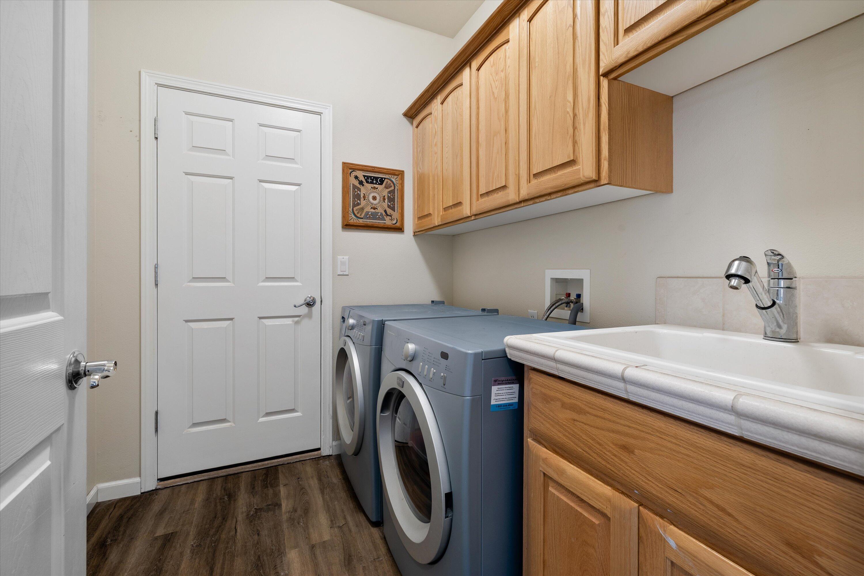 301 SE Springer Court