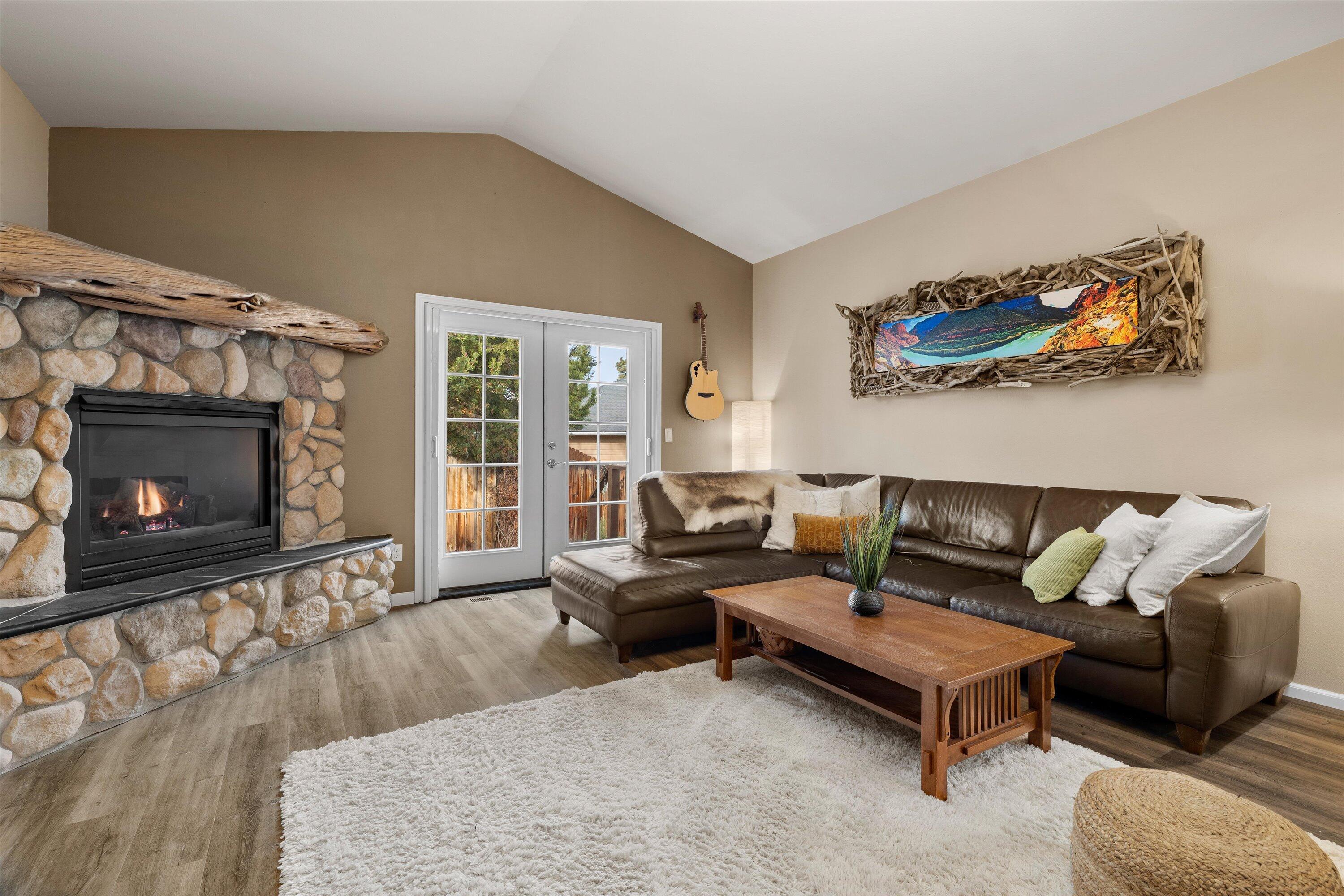 301 SE Springer Court