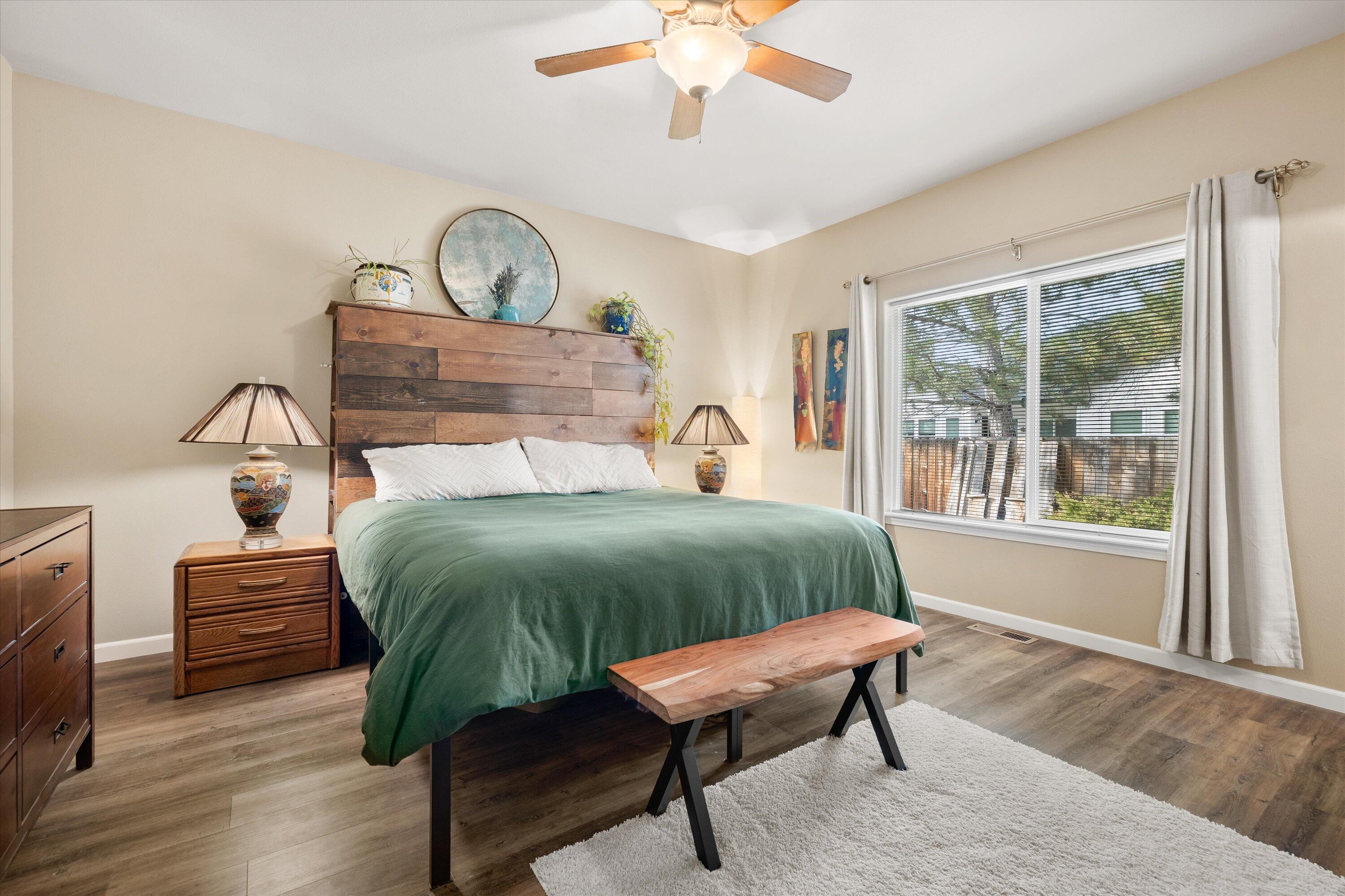 301 SE Springer Court