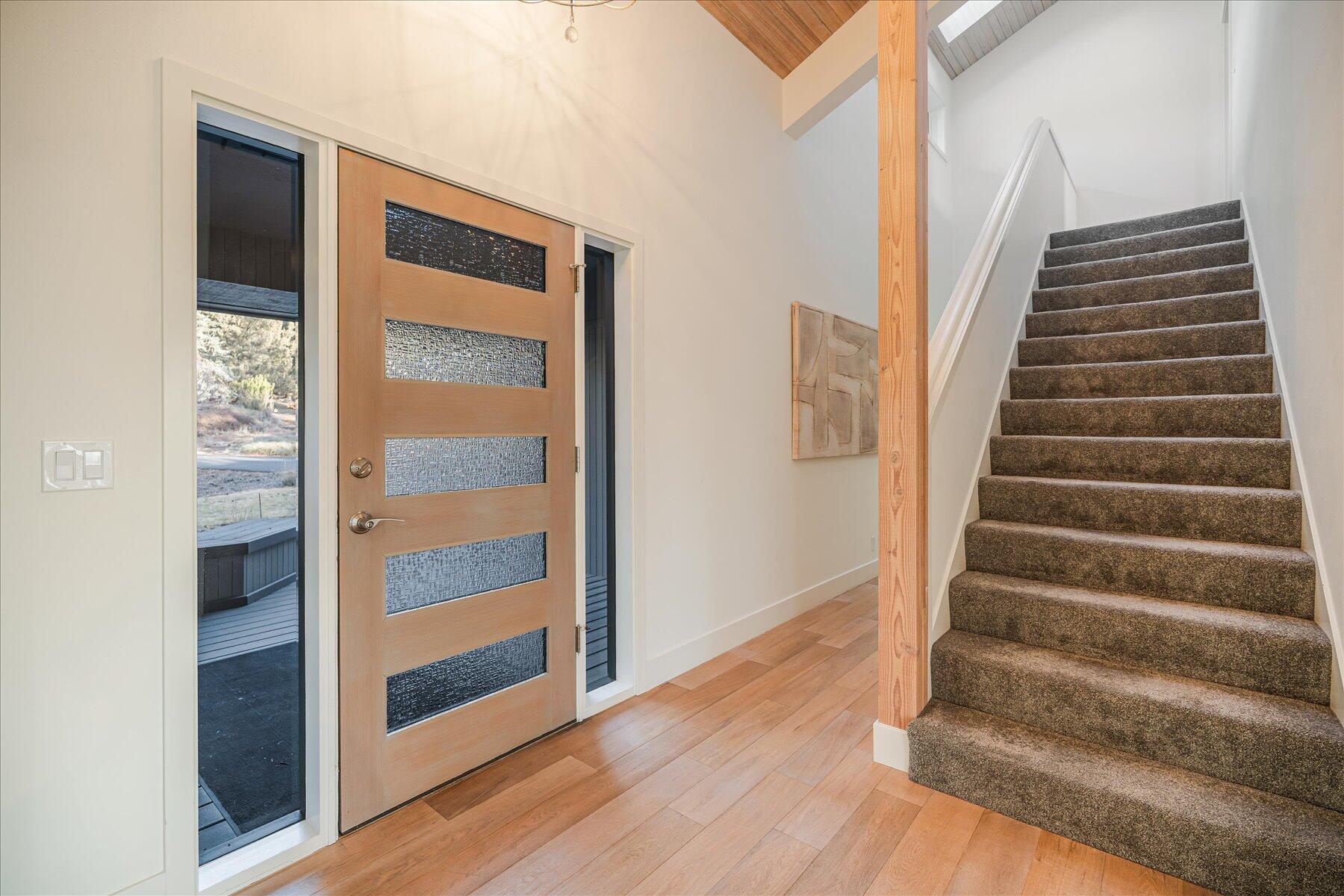 1295 NW City View Drive