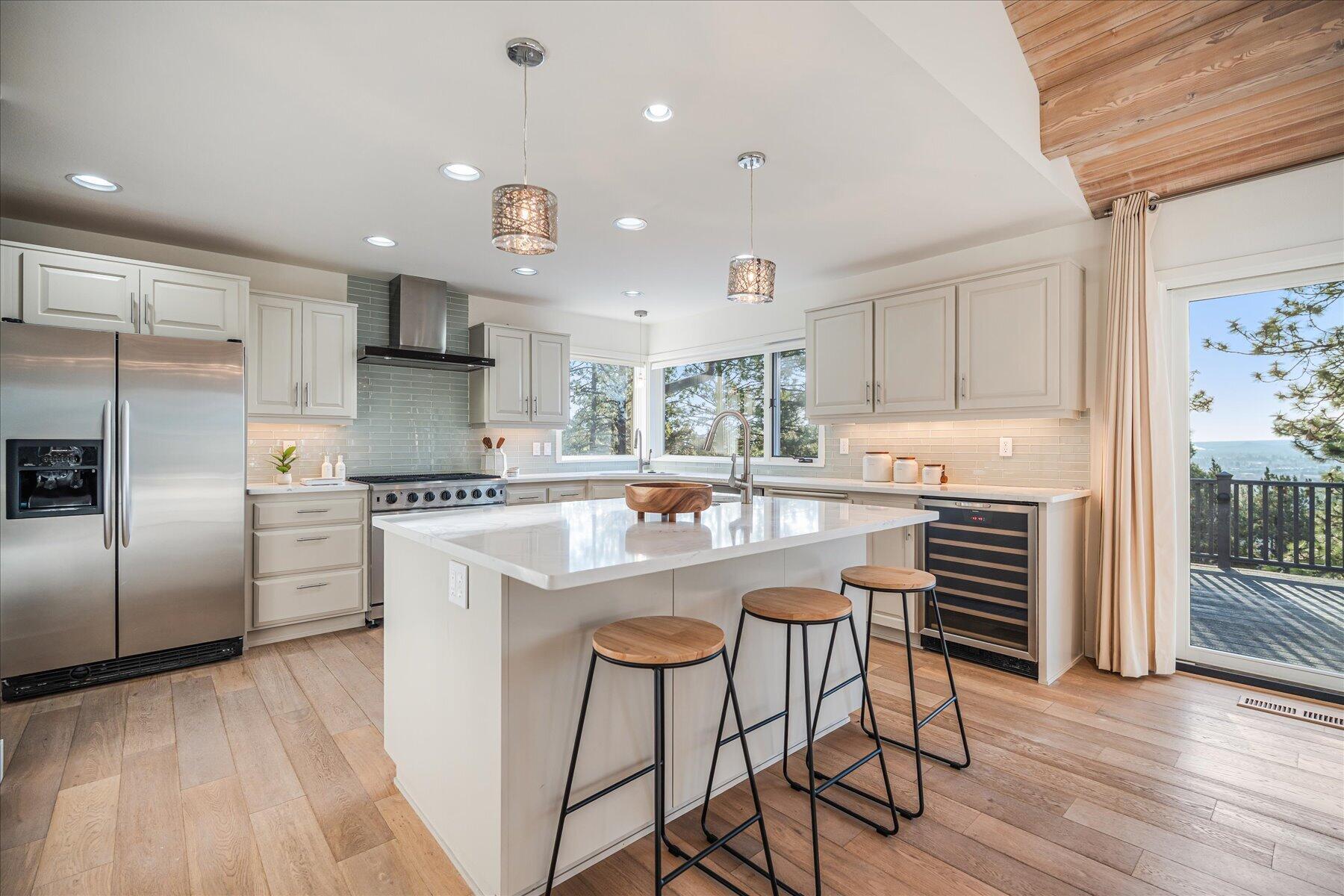 1295 NW City View Drive