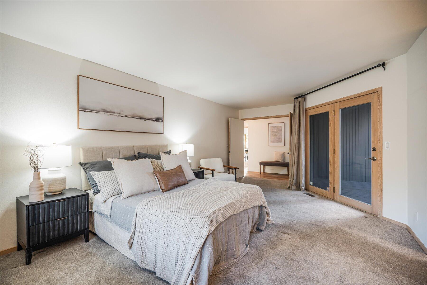 1295 NW City View Drive