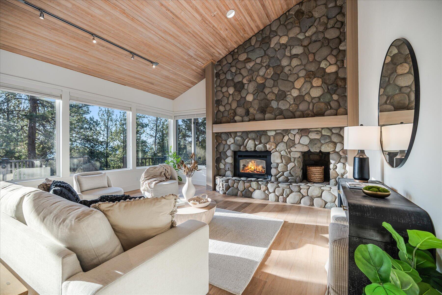 1295 NW City View Drive