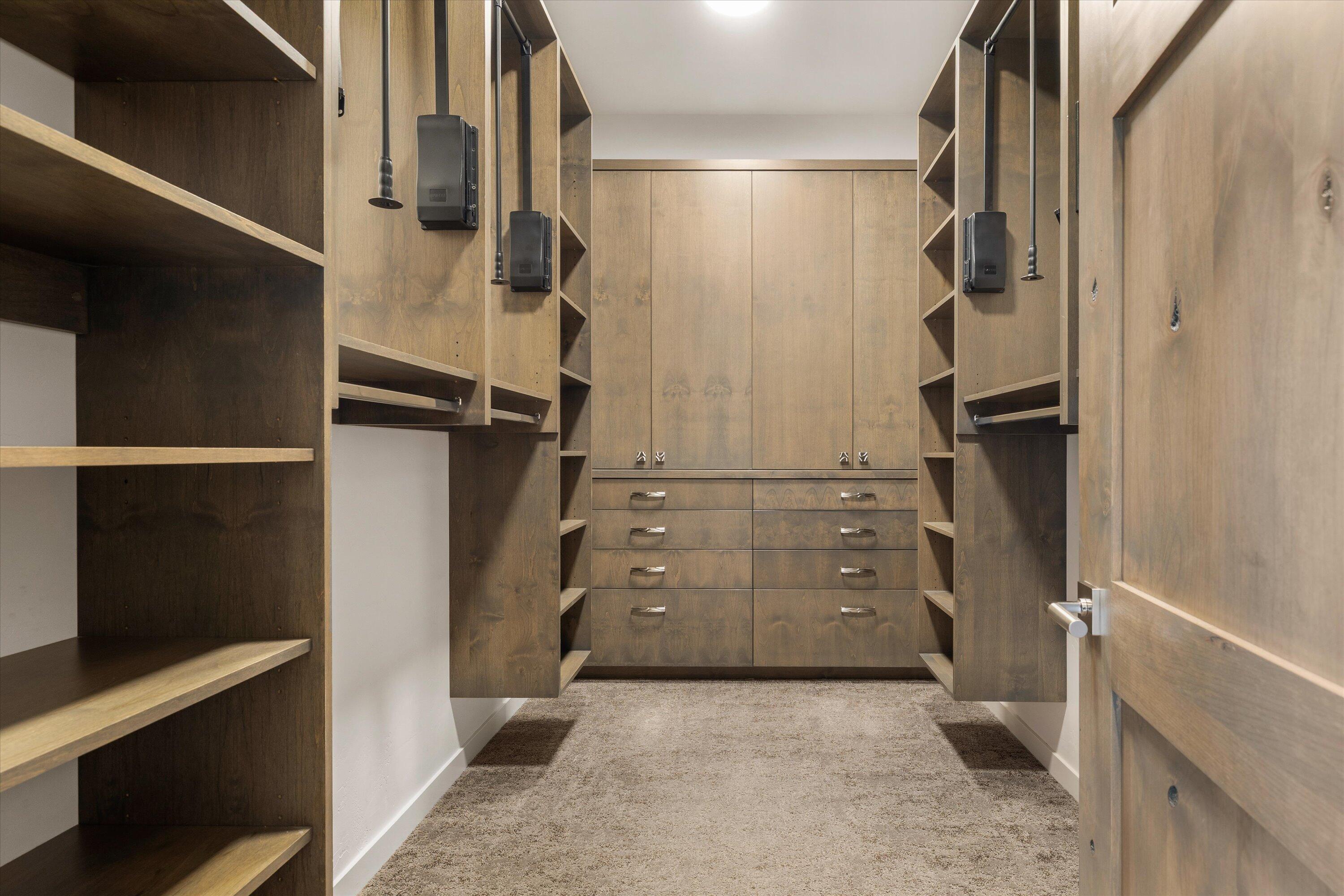 19209 Cartwright Court